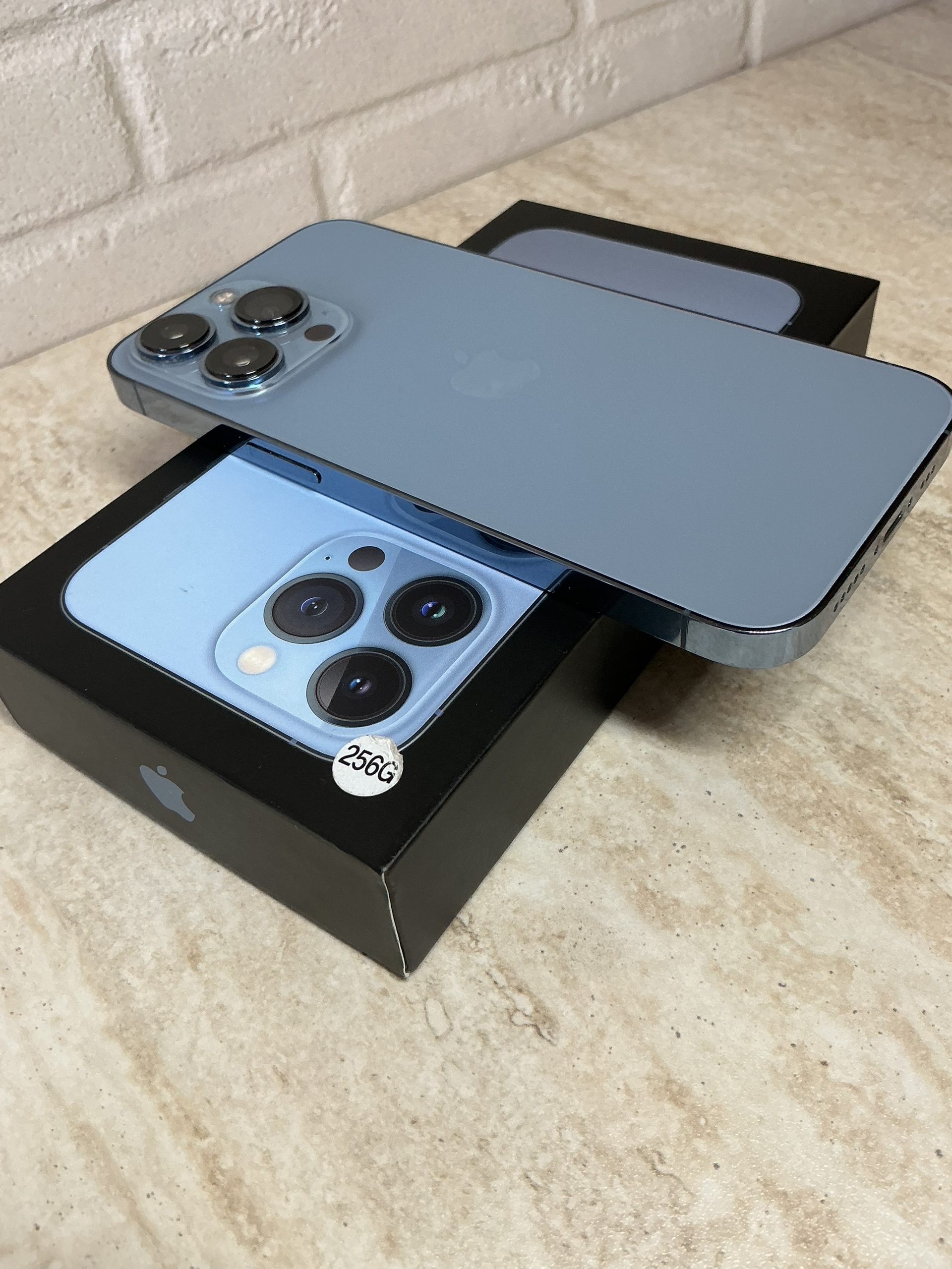 Профессиональный iPhone 13 Pro 256GB