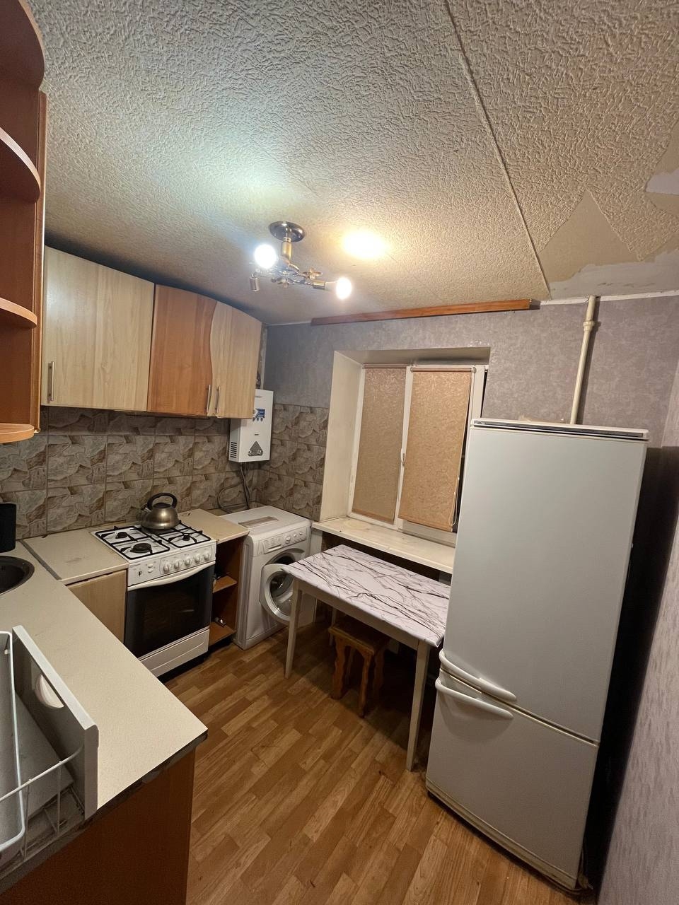 Просторная 1-комнатная квартира на Азотном (1)