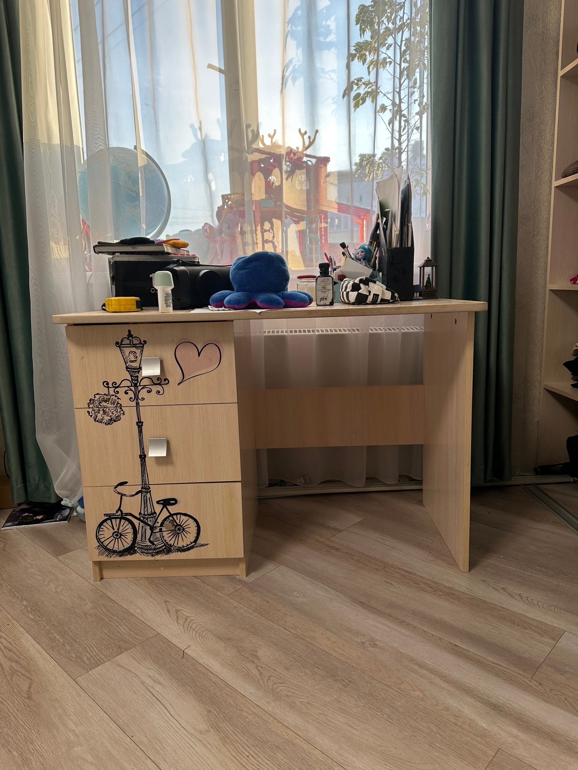 Продается стол: разборный, недорого Предлагаю