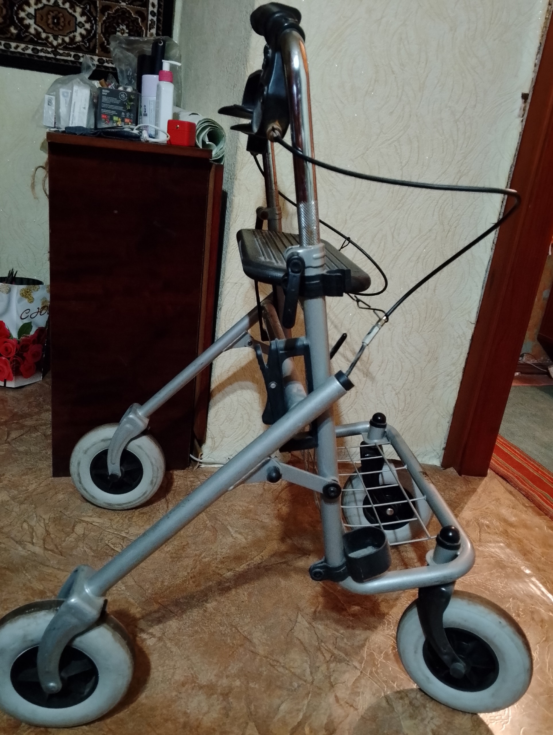 Продажа ходунков роллаторов в Луганске (1)