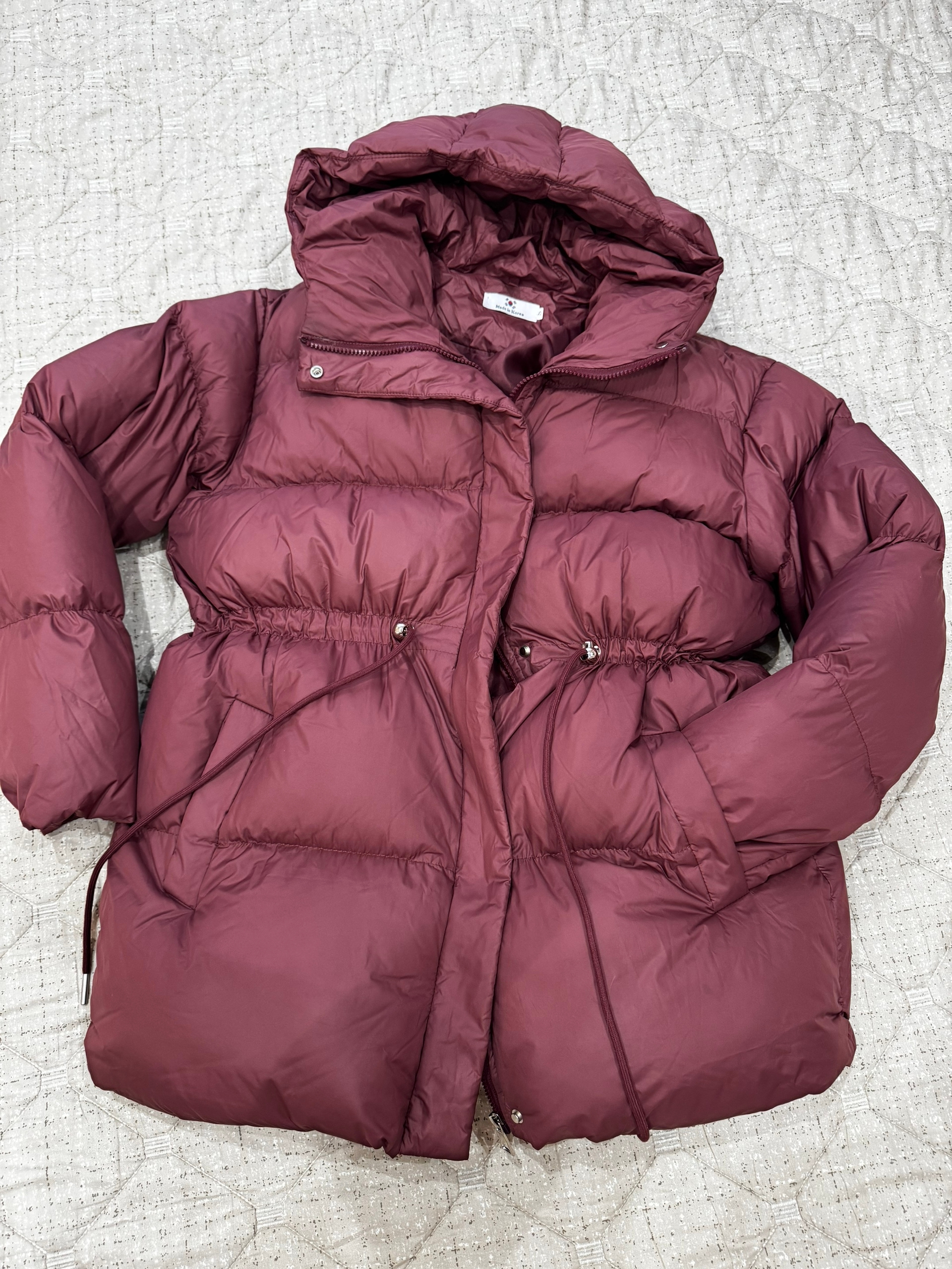 Женская куртка, надевалась несколько раз