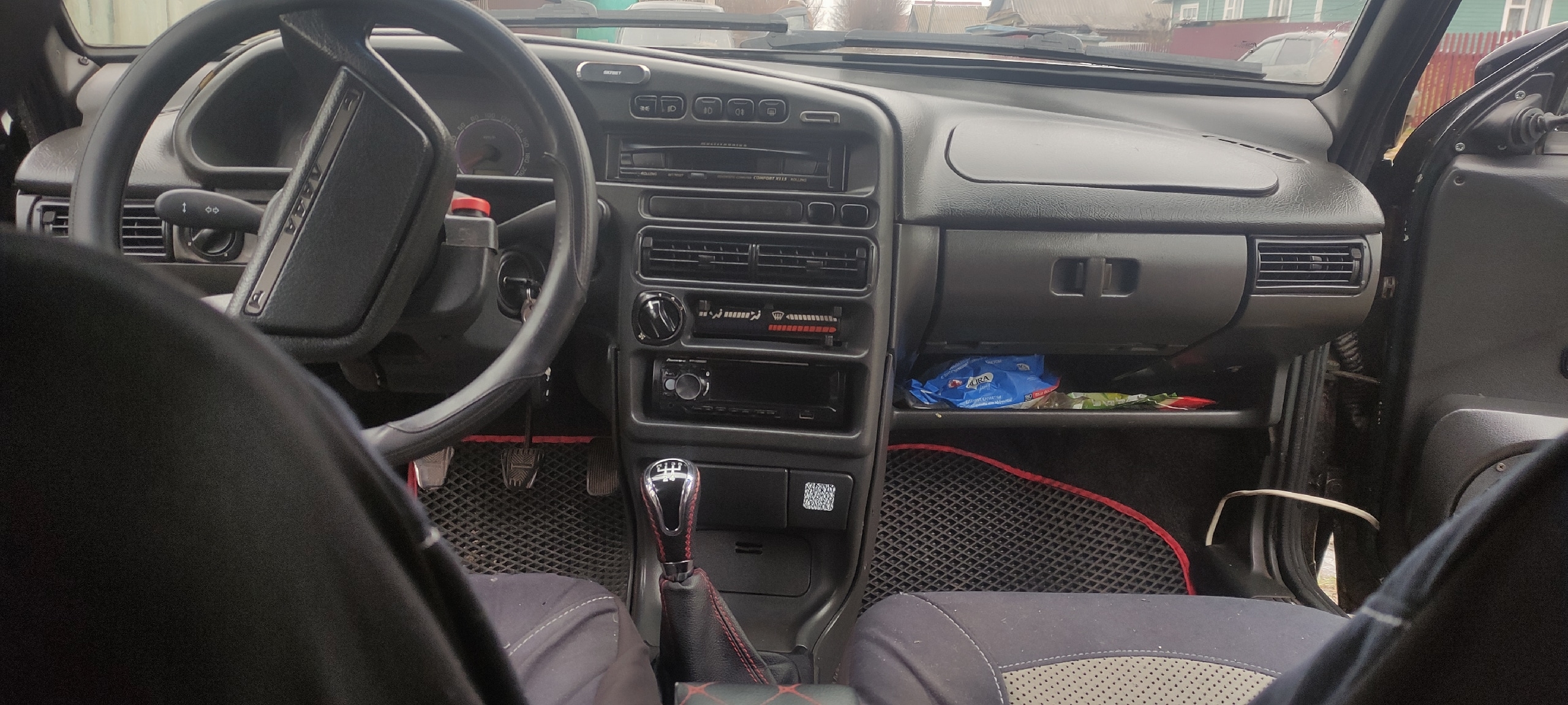 Продажа ВАЗ 2114 2004 года (4)