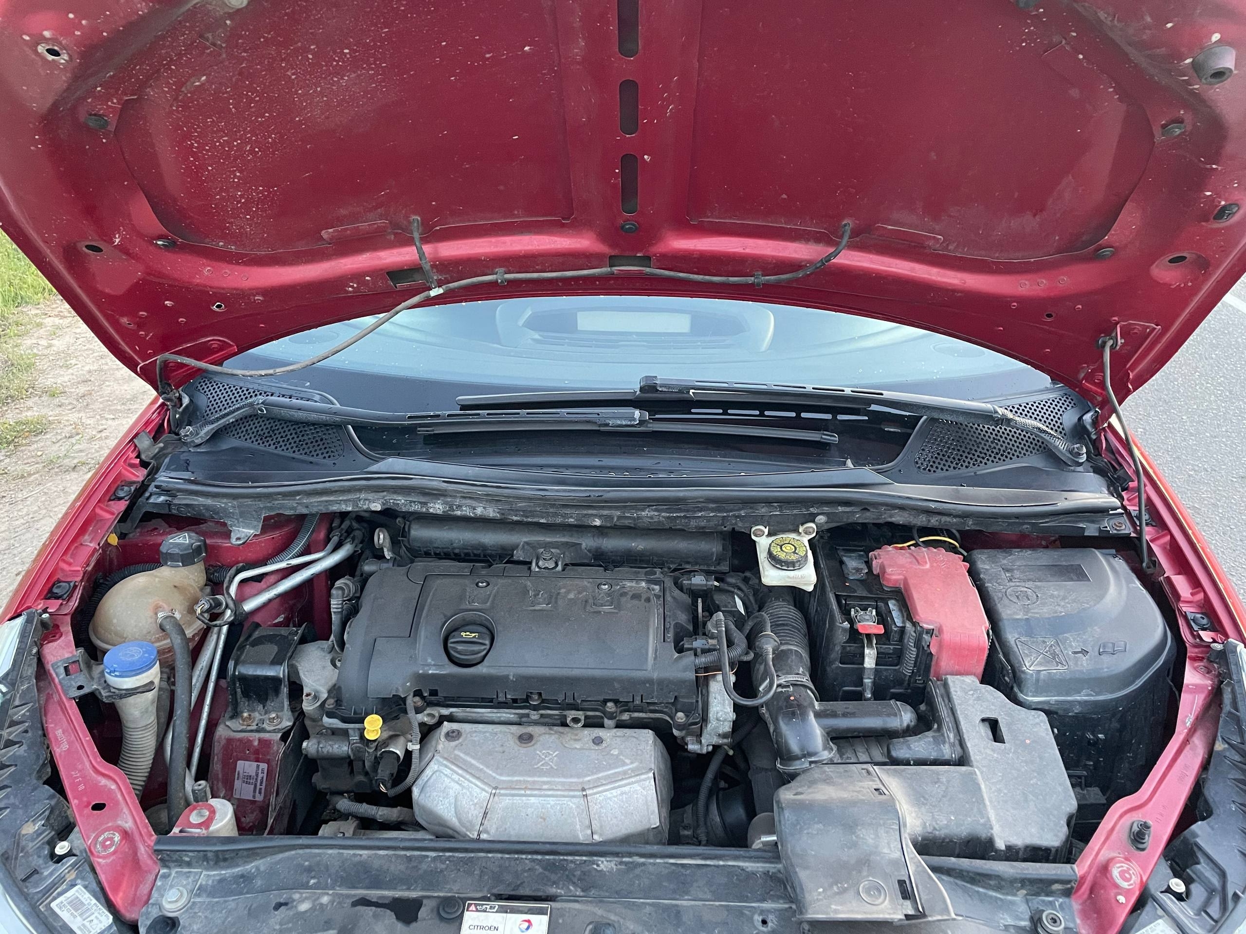 Марка: Citroën C4, Год: 2010 (9)