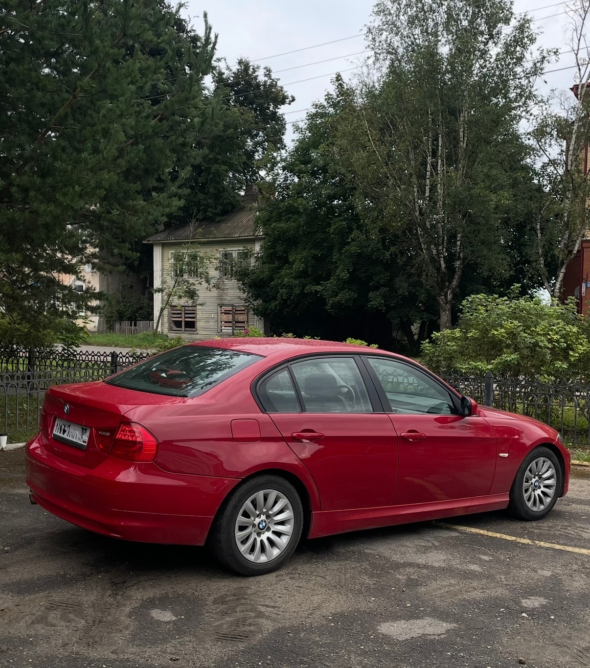 BMW 3 серия E90 2009 (5)