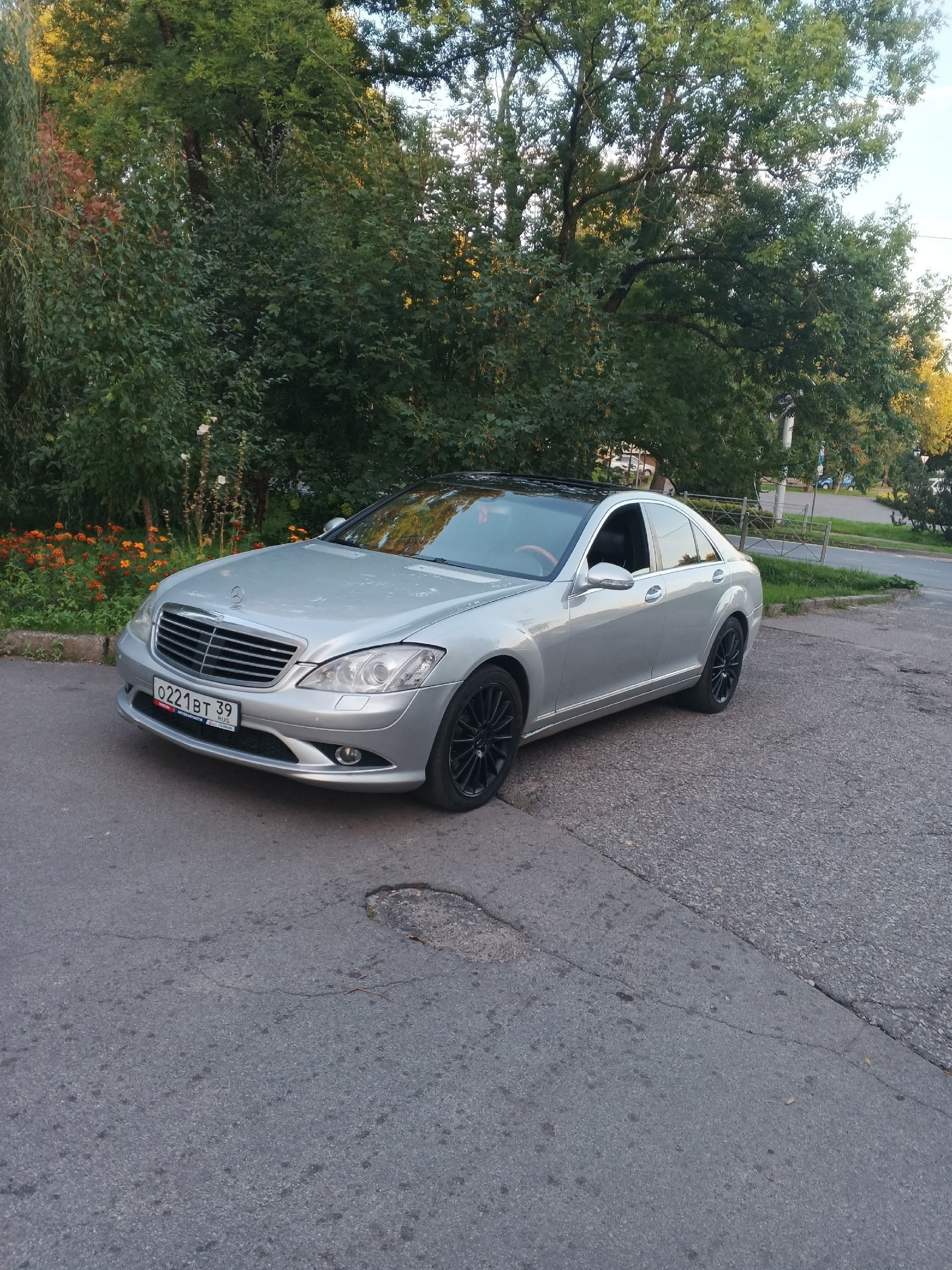 Продажа Mercedes 221 3 л (4)