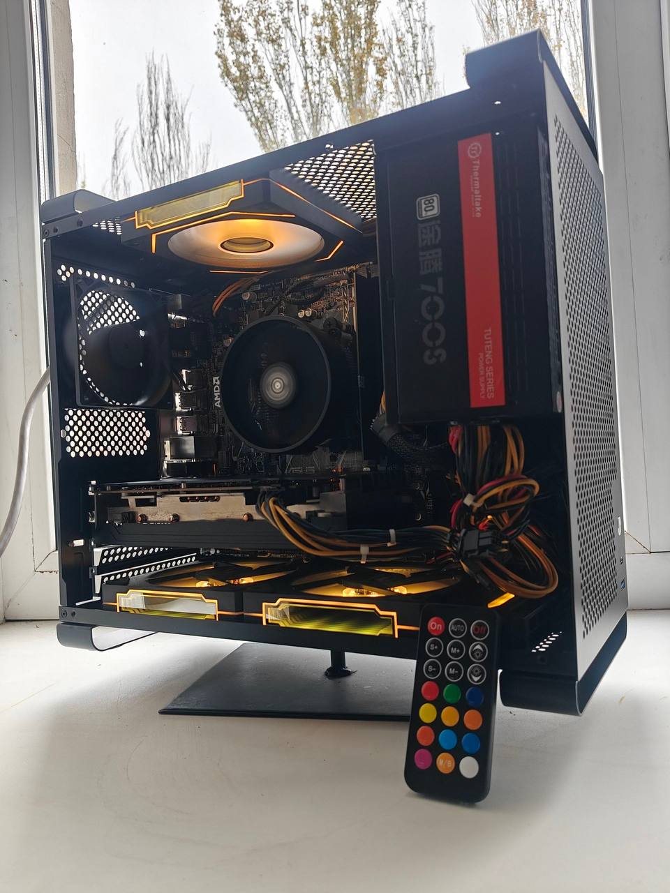 Компактный игровой компьютер на продажу (1)