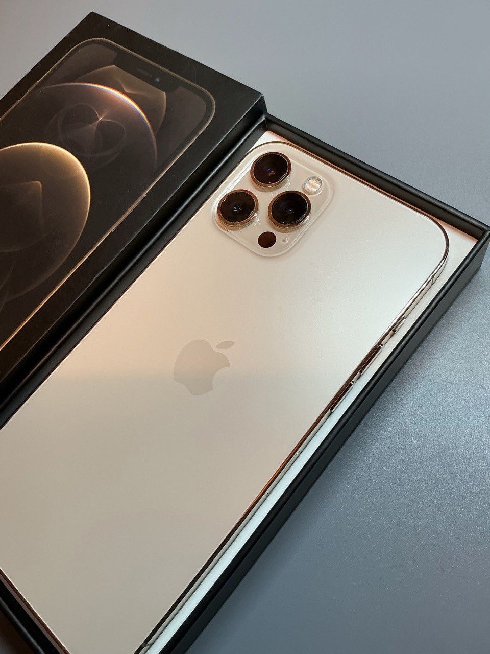 Продажа iPhone 12 Pro Max