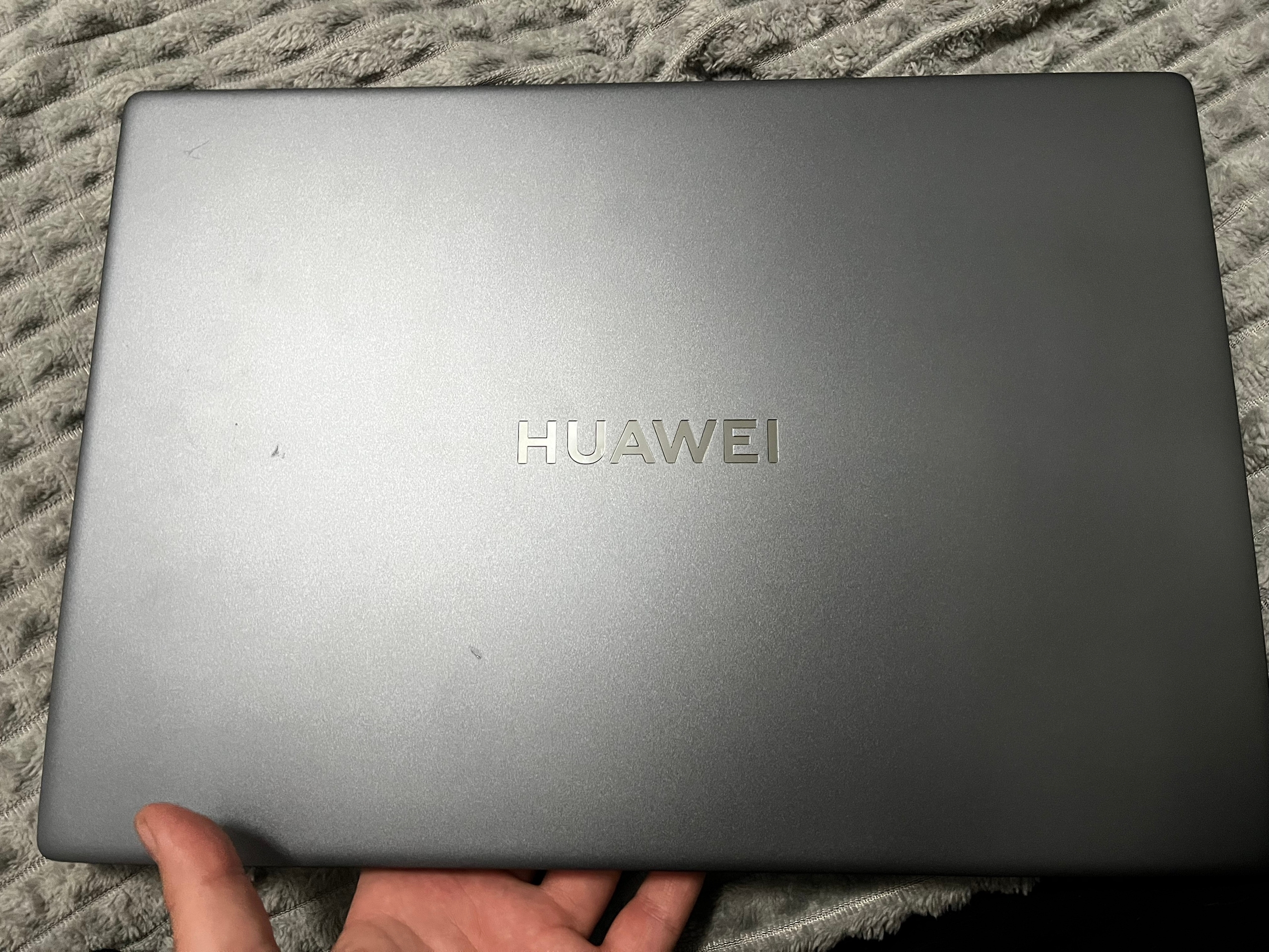 Продается новый ноутбук Huawei Всего