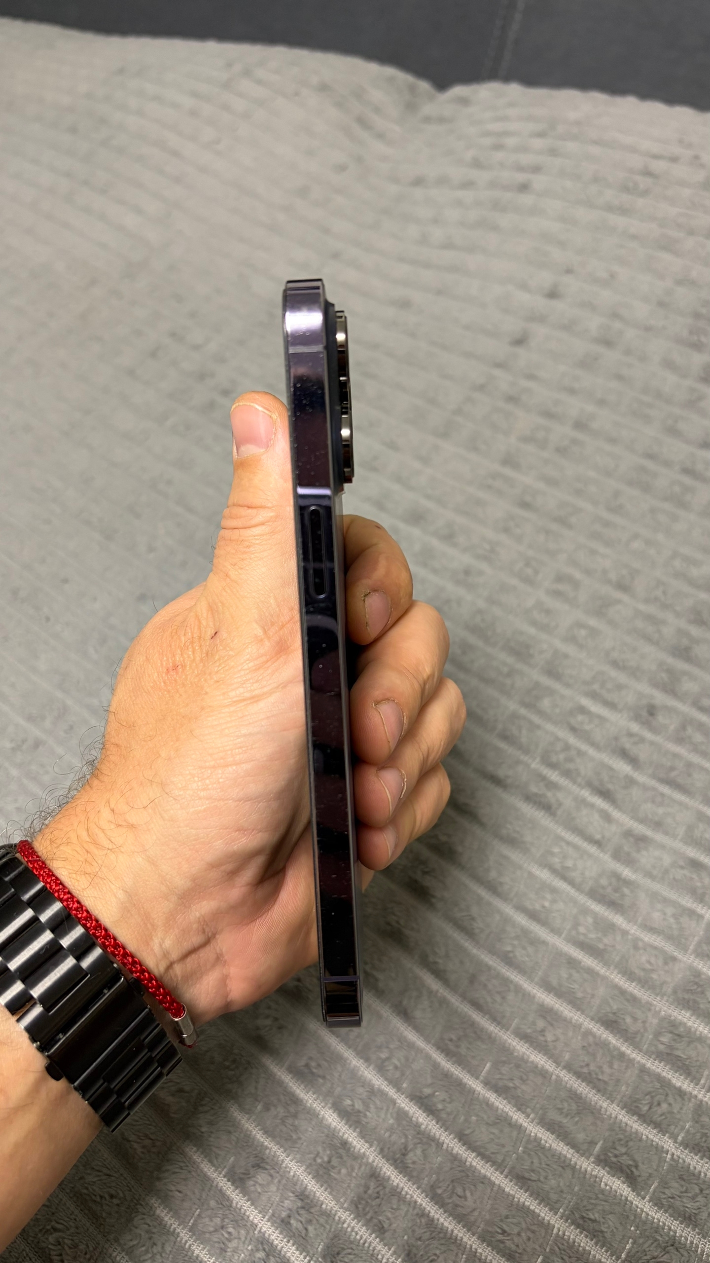 Продается iPhone 14 Pro Max (3)