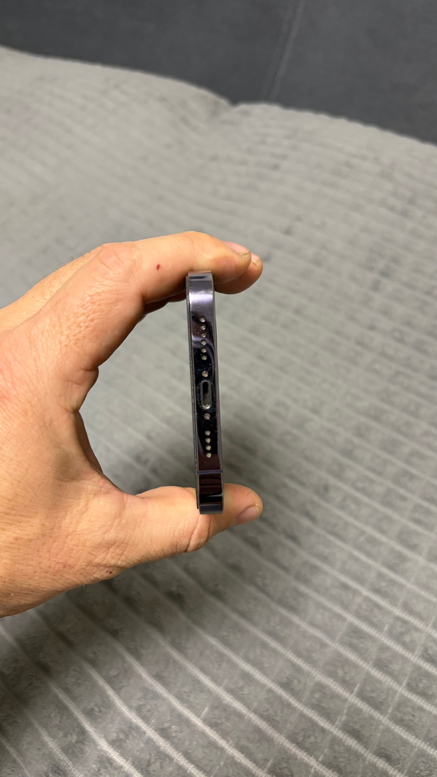 Продается iPhone 14 Pro Max (5)