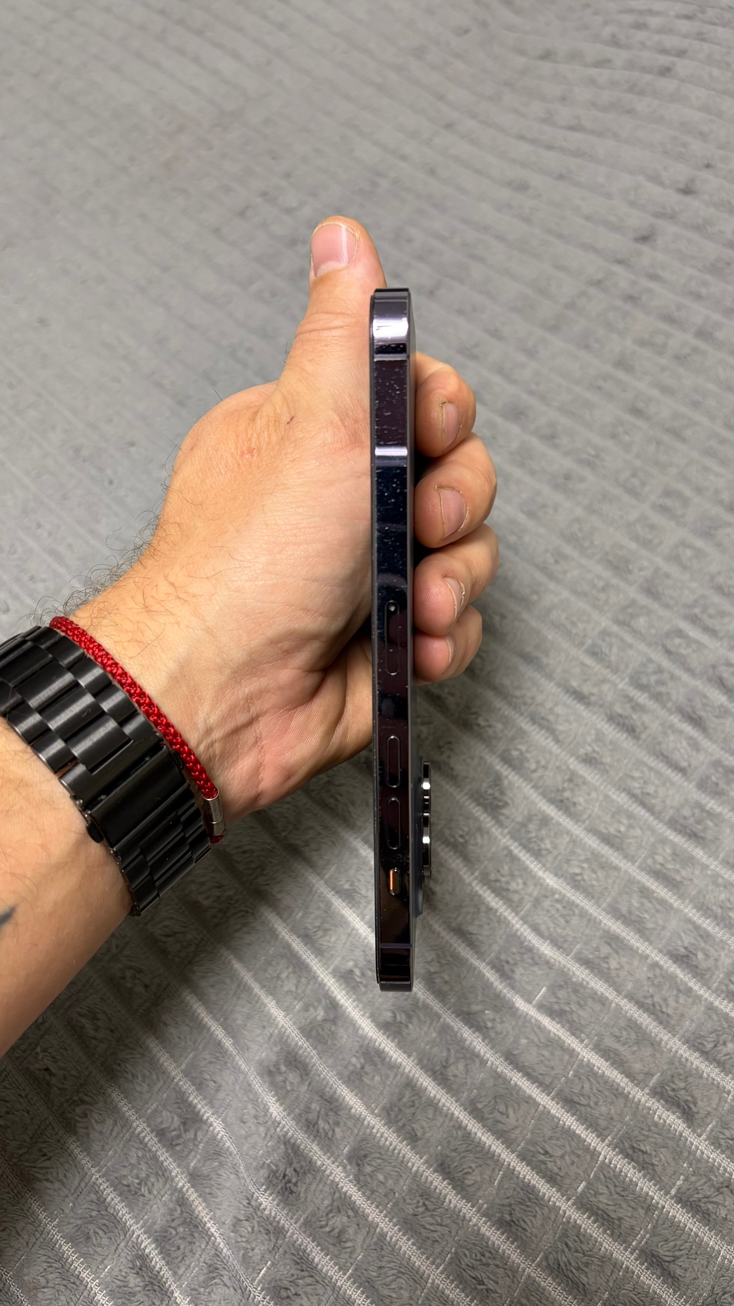 Продается iPhone 14 Pro Max (4)