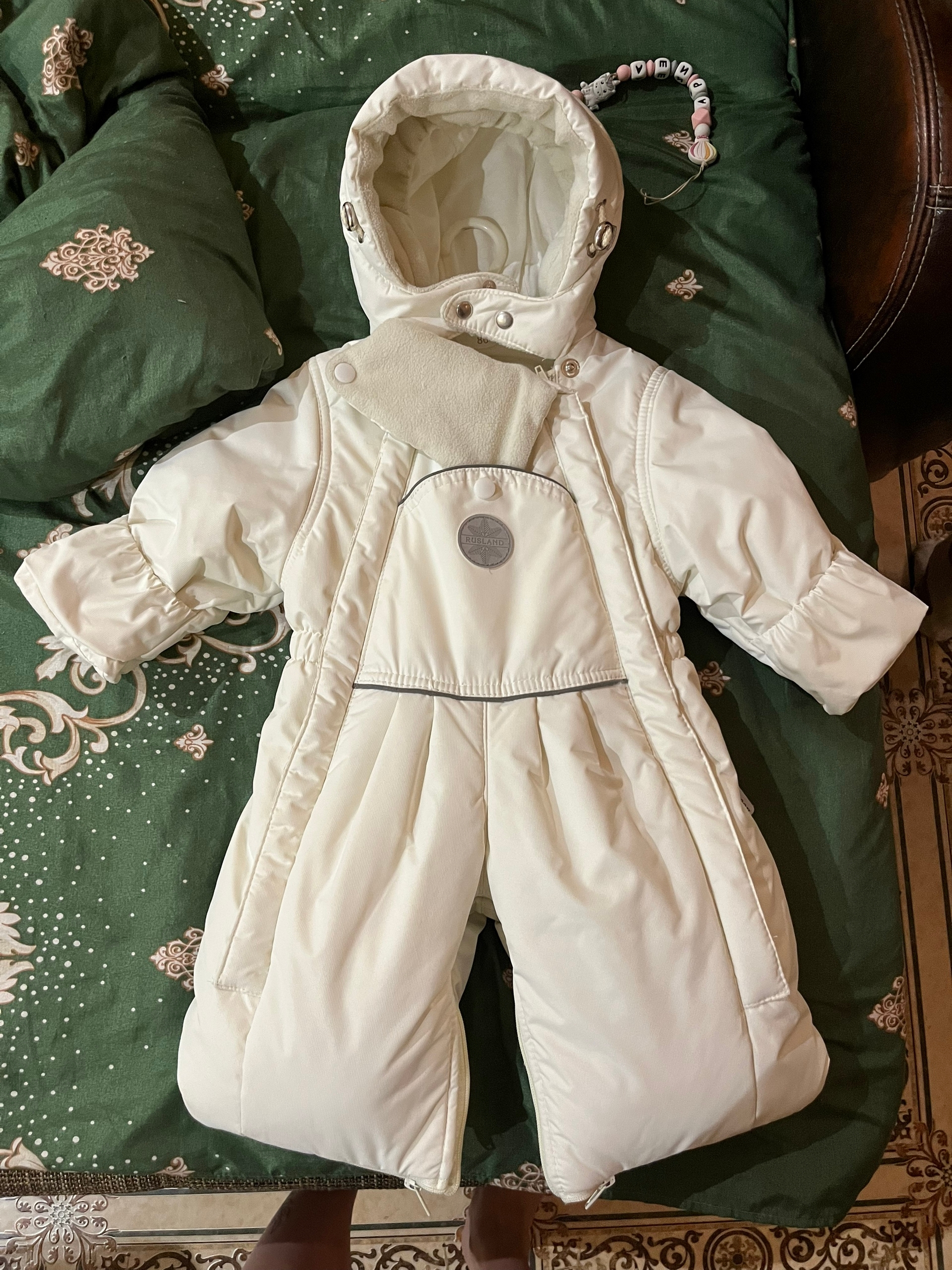 Продам зимний детский комбинезон Отличный