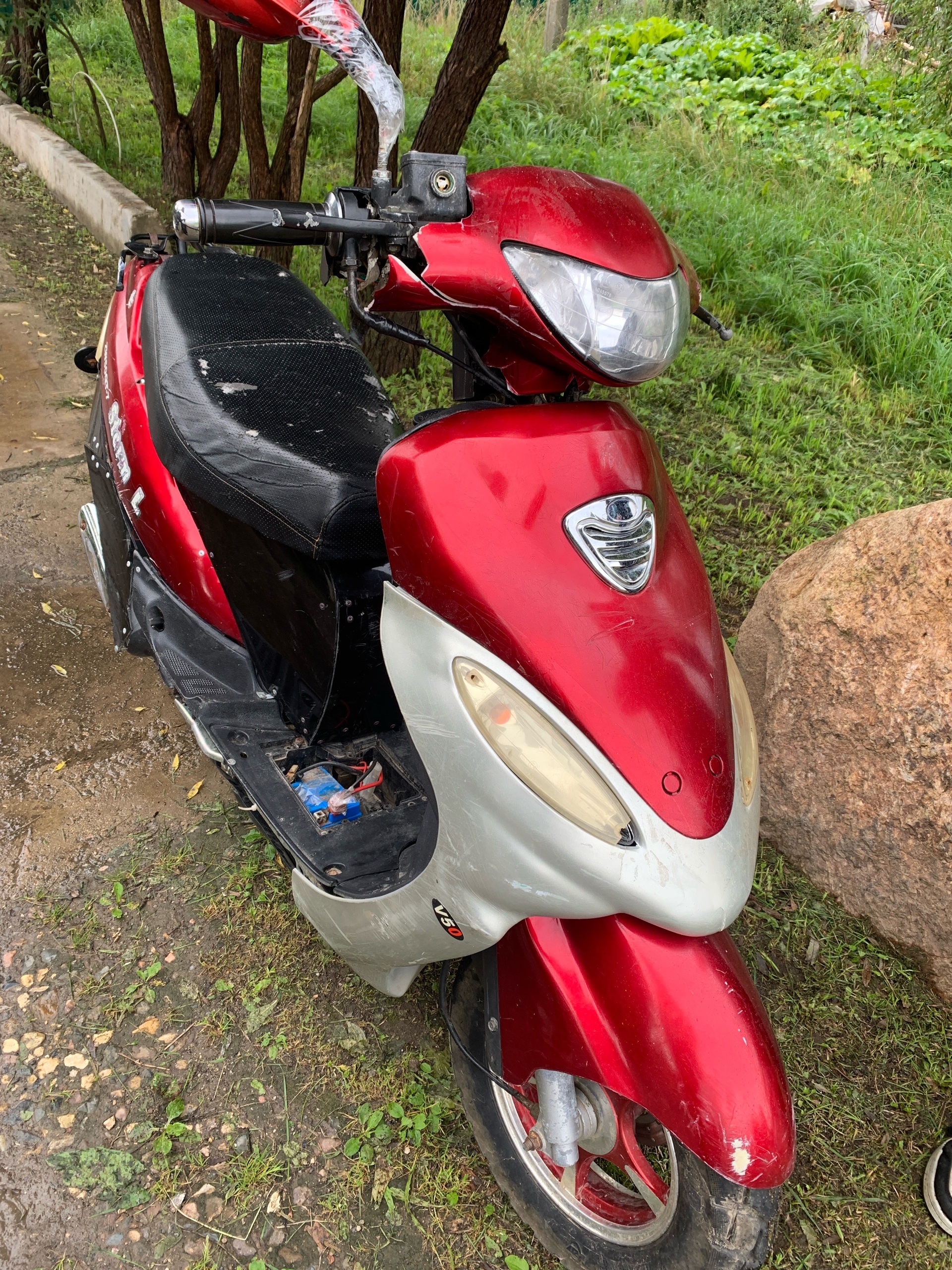 Скутер в рабочем состоянии, продаю (3)