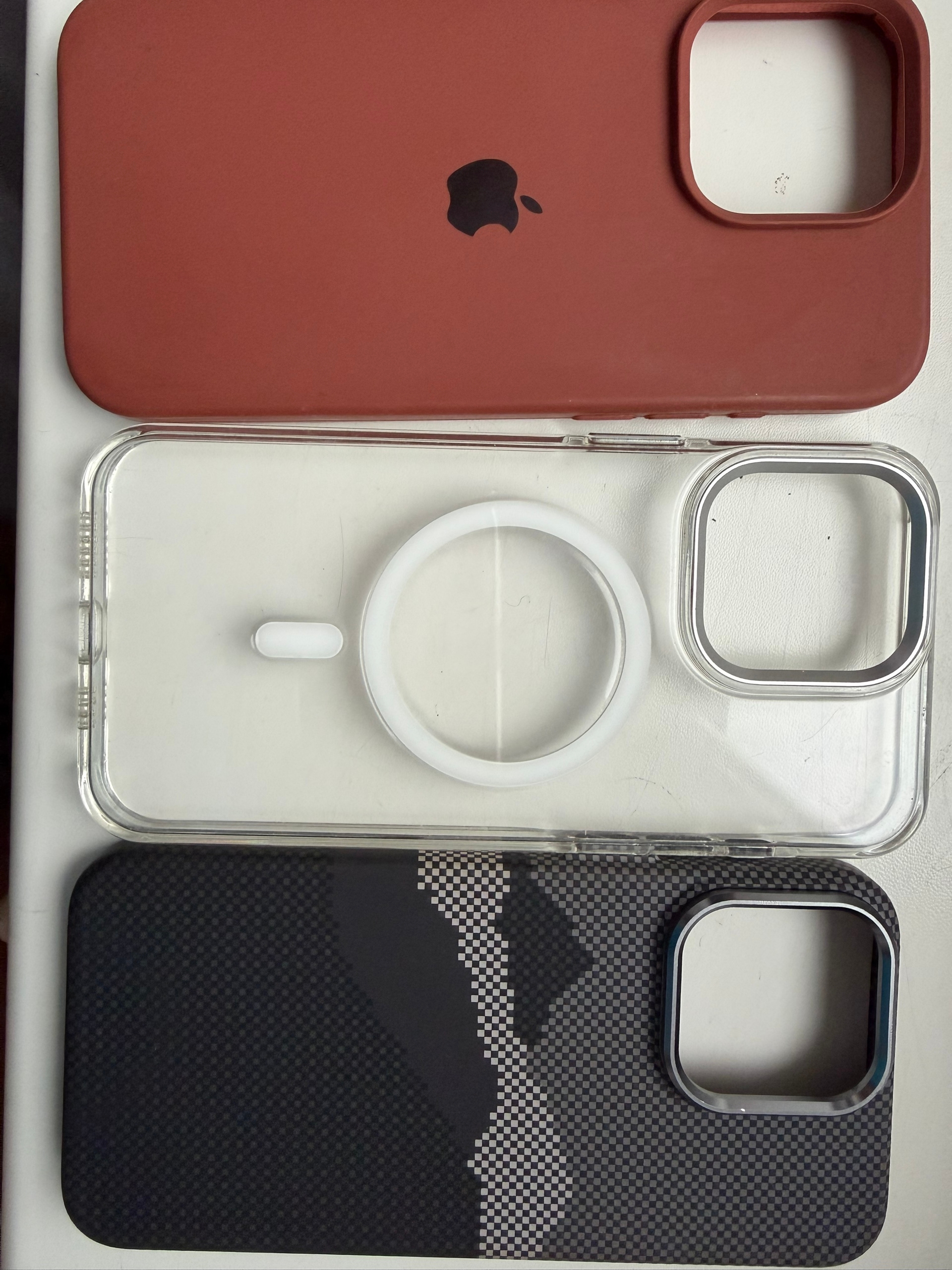 Продажа iPhone 15 Pro Max (3)