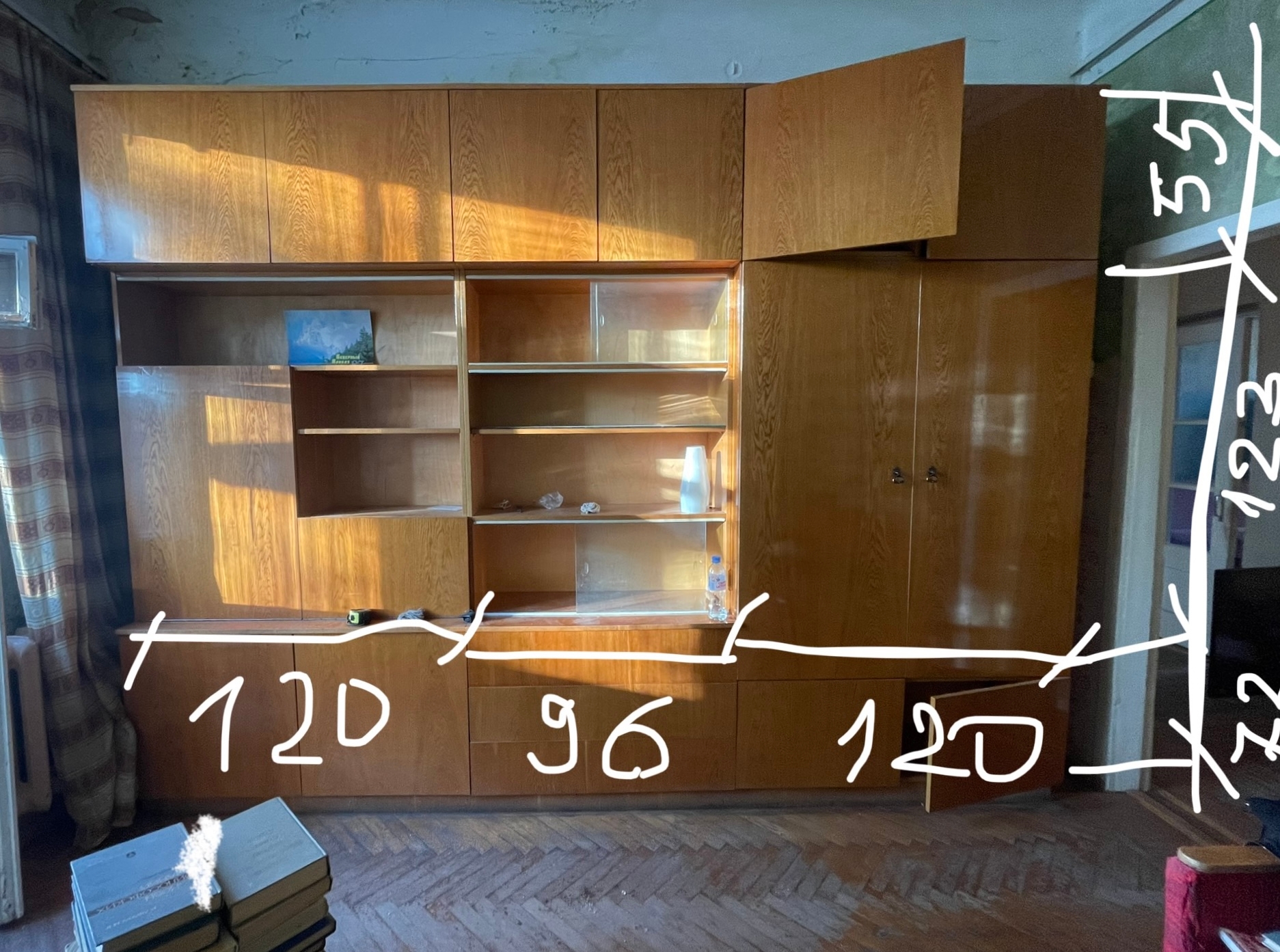 Отдам шкаф в хорошем состоянии. (1)