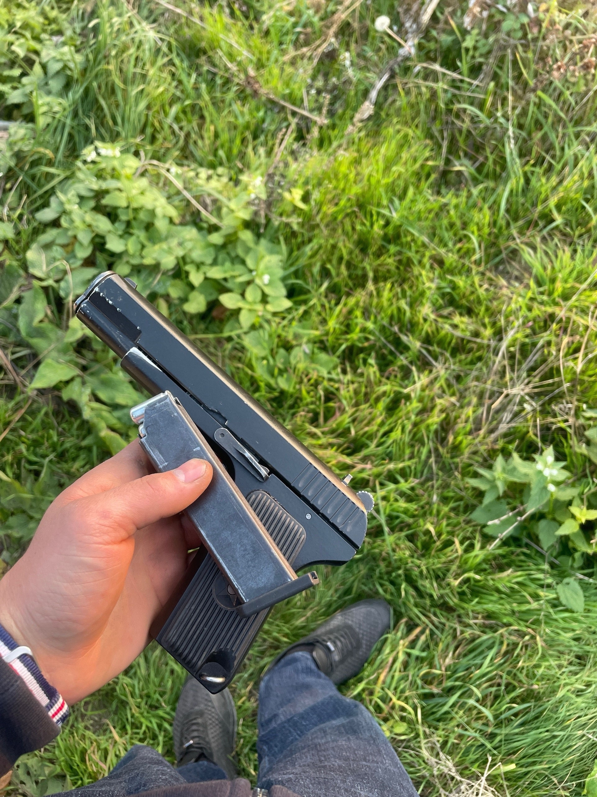 Охолощенный ТТ всё работает Цена:15т (2)