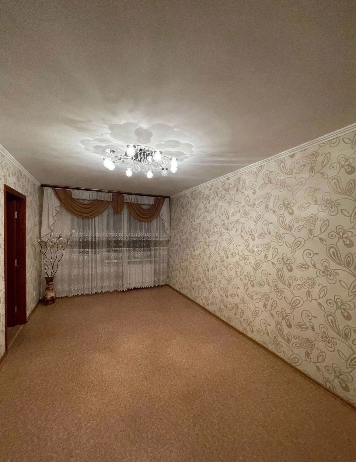 Сдам 2 комнатную квартиру на (3)