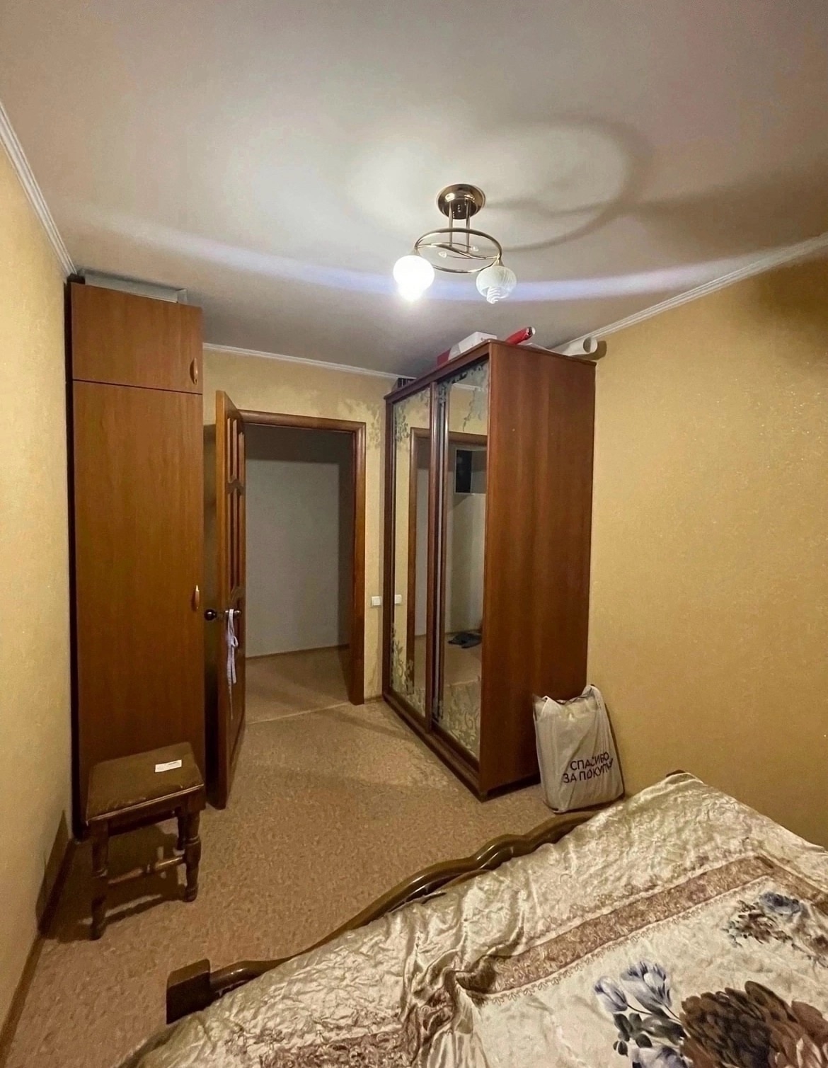 Сдам 2 комнатную квартиру на (2)