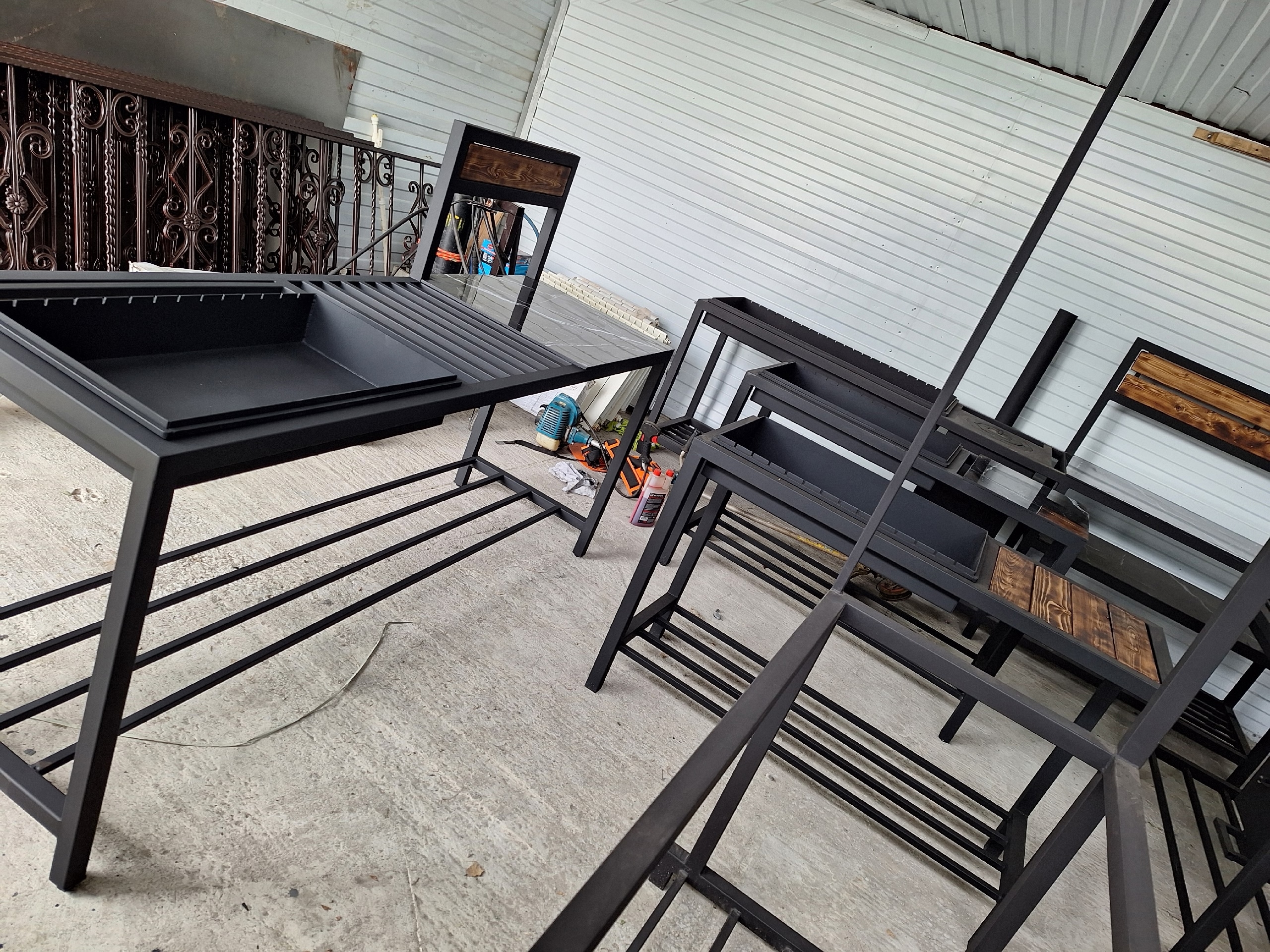 Мангалы в наличии и на (2)