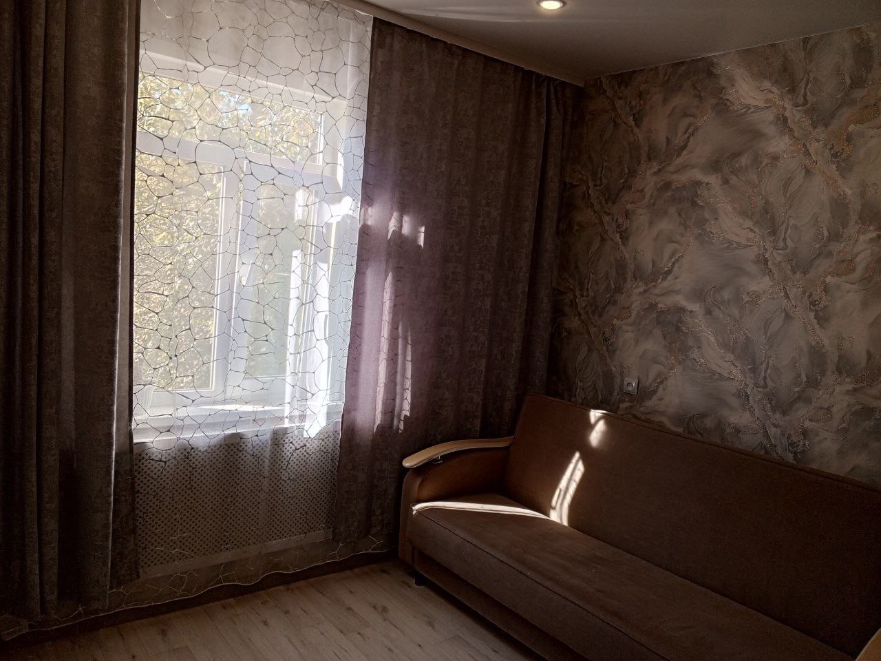 Здравствуйте, предлагаю вашему вниманию двух (7)