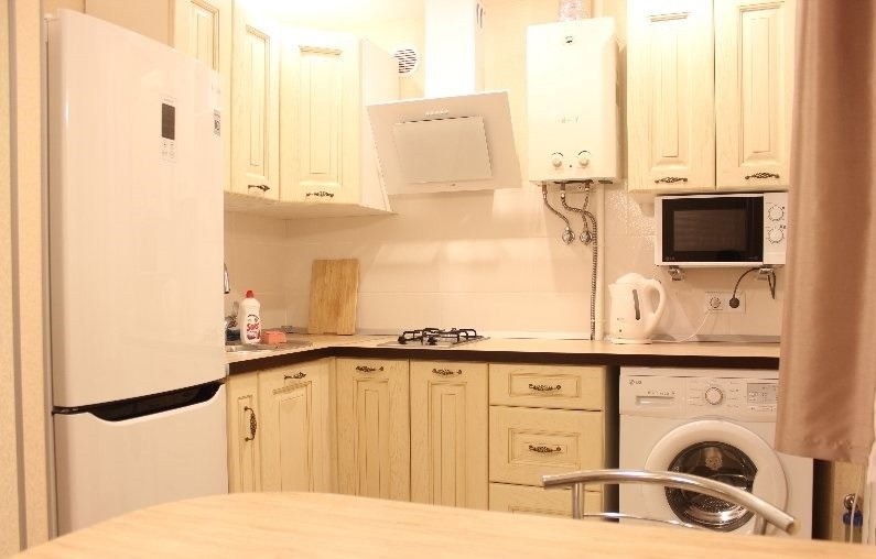 Сдается чистая и светлая однокомнатная (2)