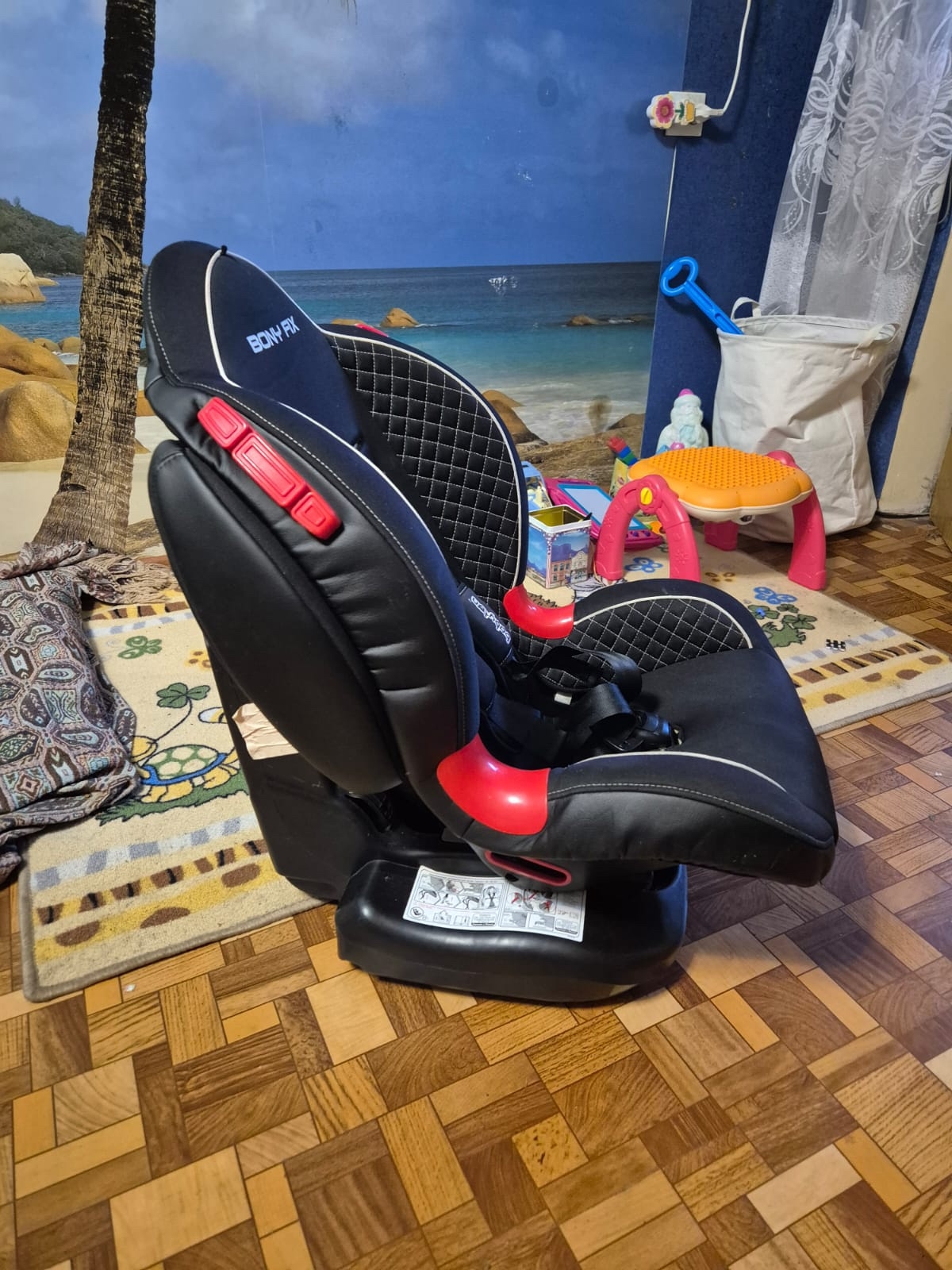 Продаю детское кресло срочно Брал (1)