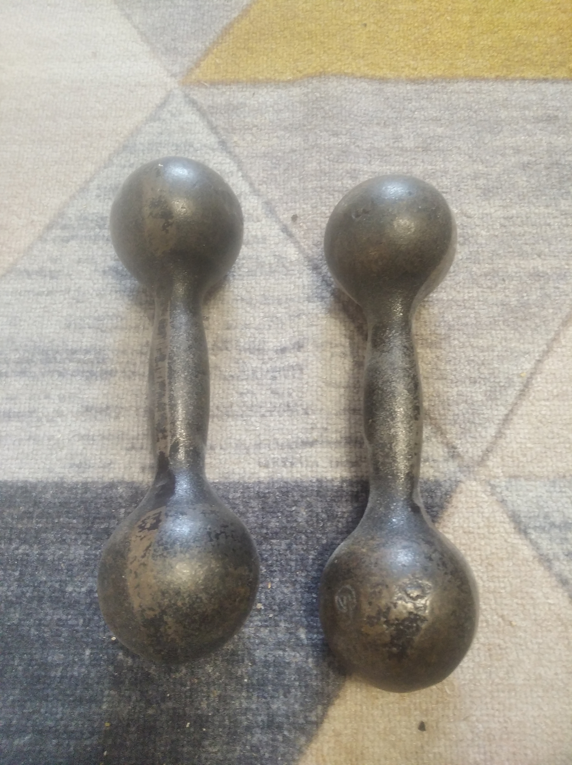 Продам гантели бу состояние удовлетворительное