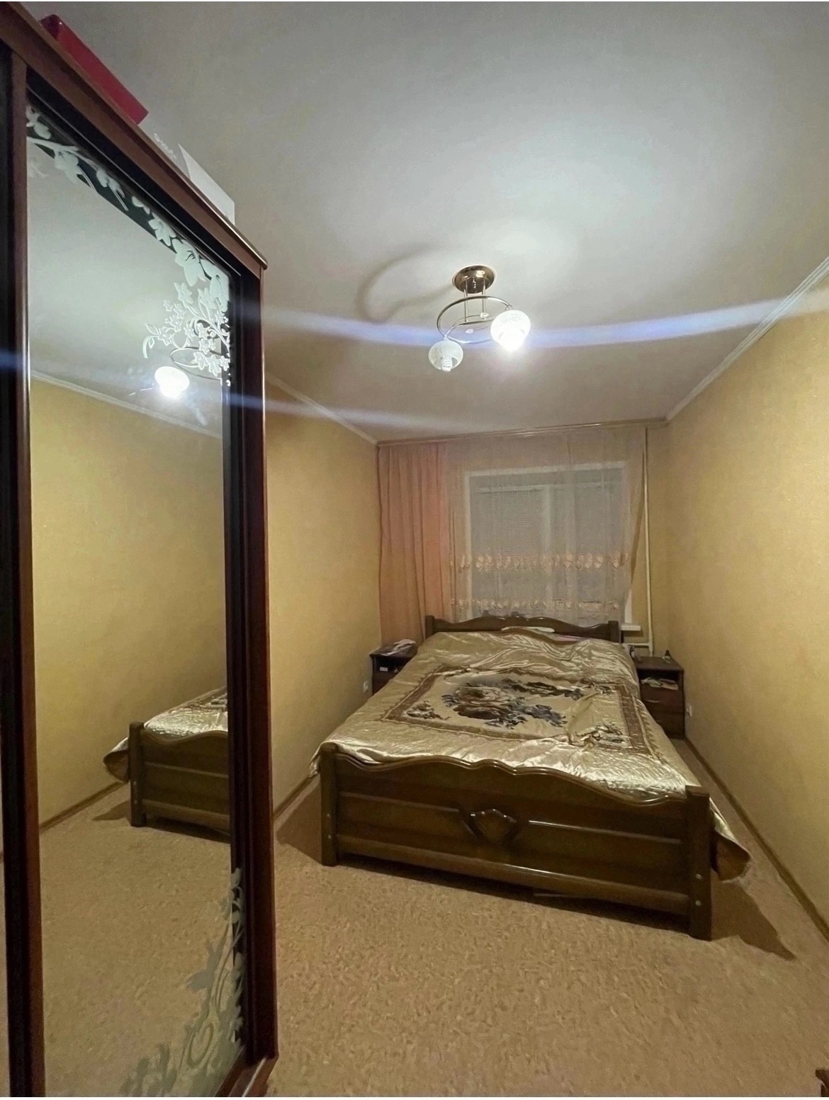 Сдам 2 комнатную квартиру на (1)