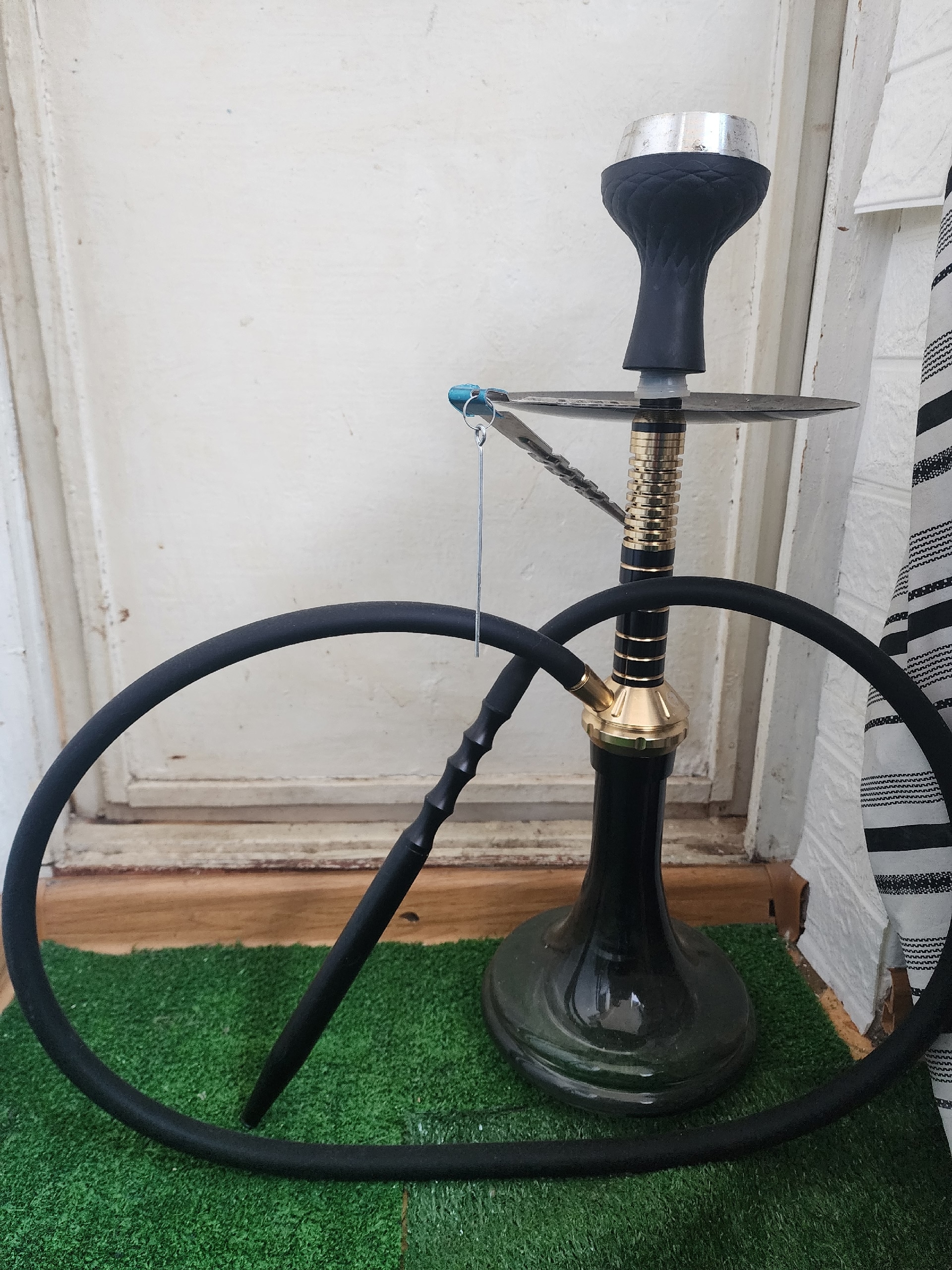 Продаю кальян,стоит без дела,пользовался один