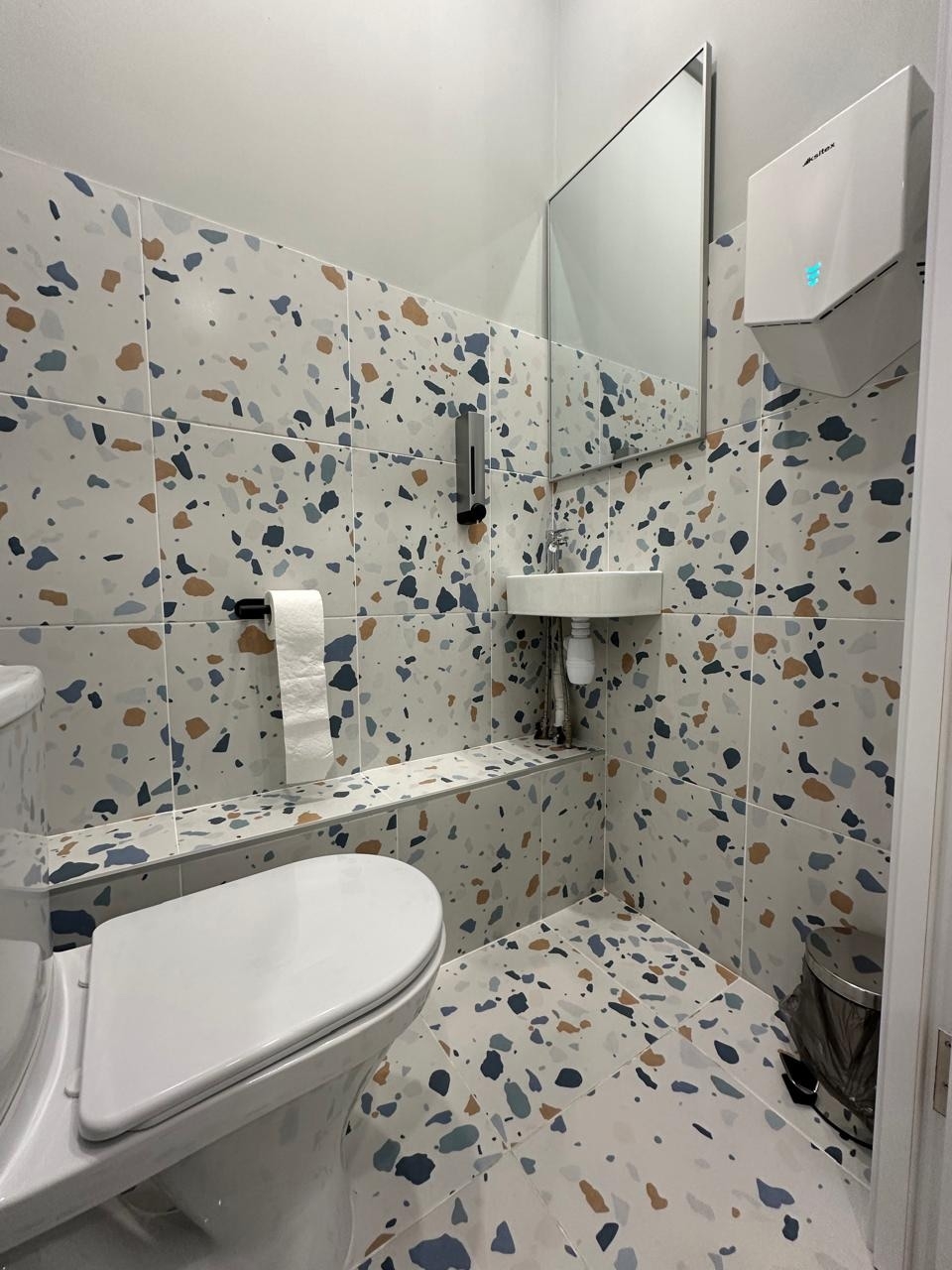 1. Сдам кабинеты 2. Район (9)