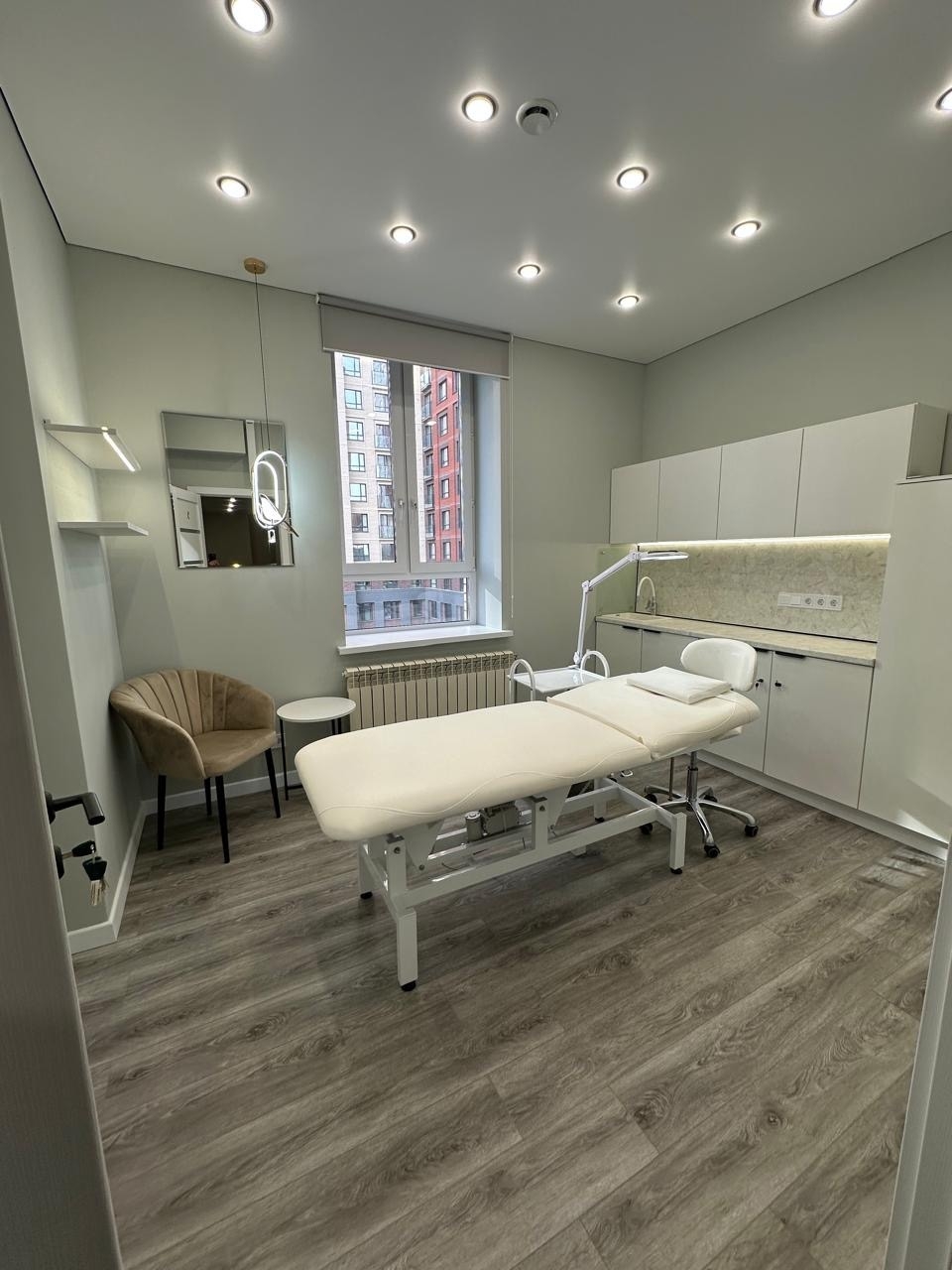 1. Сдам кабинеты 2. Район (6)