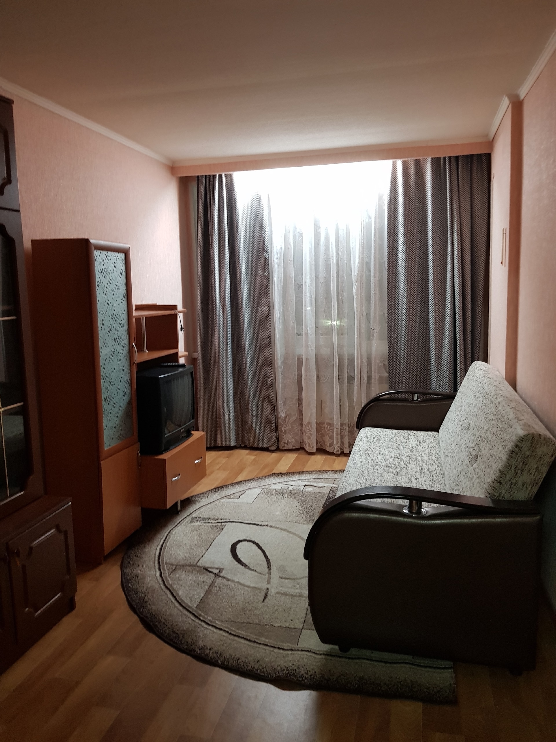 Сдам двухкомнатную квартиру на пр.Автостроителей (2)