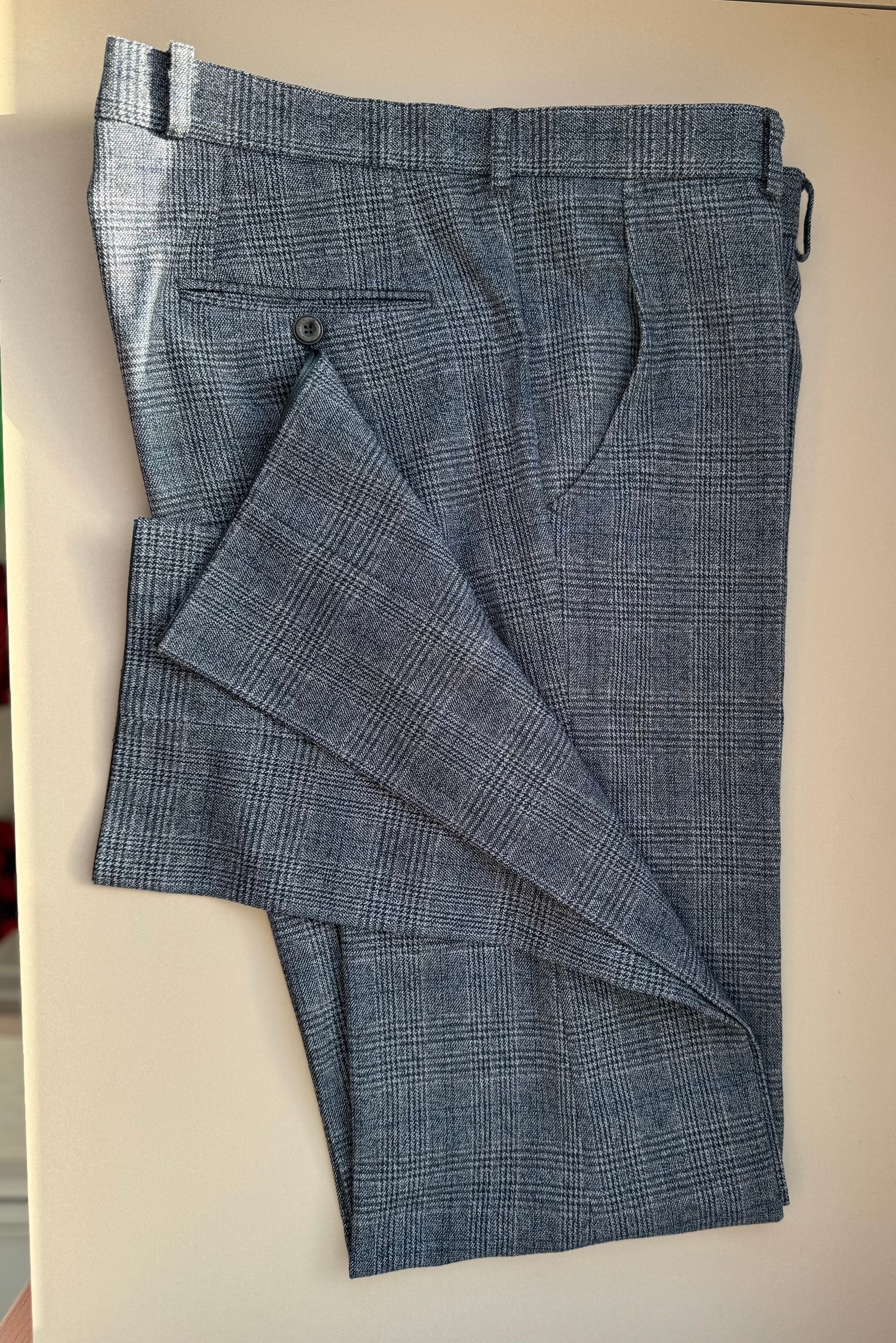 В идеальном состоянии: -Чёрный Suvari (5)