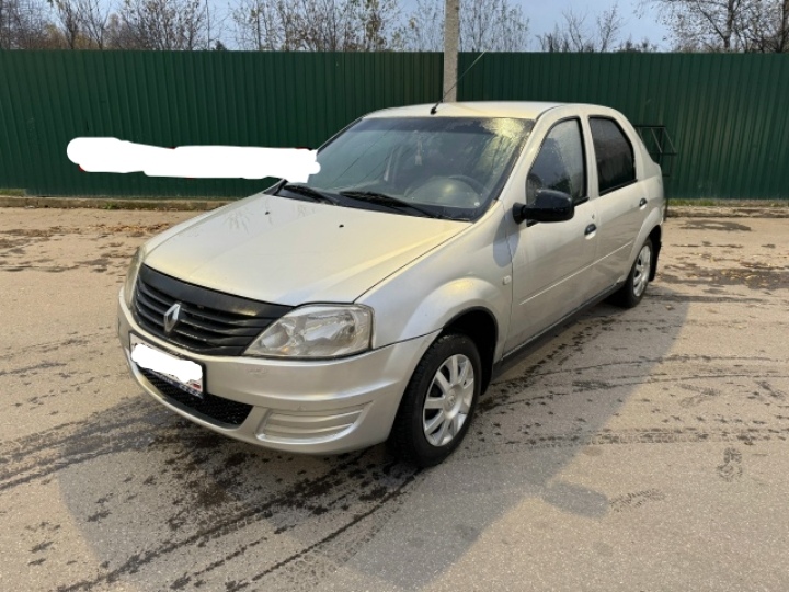 Продам Рено-Логан 2009 год выпуска.