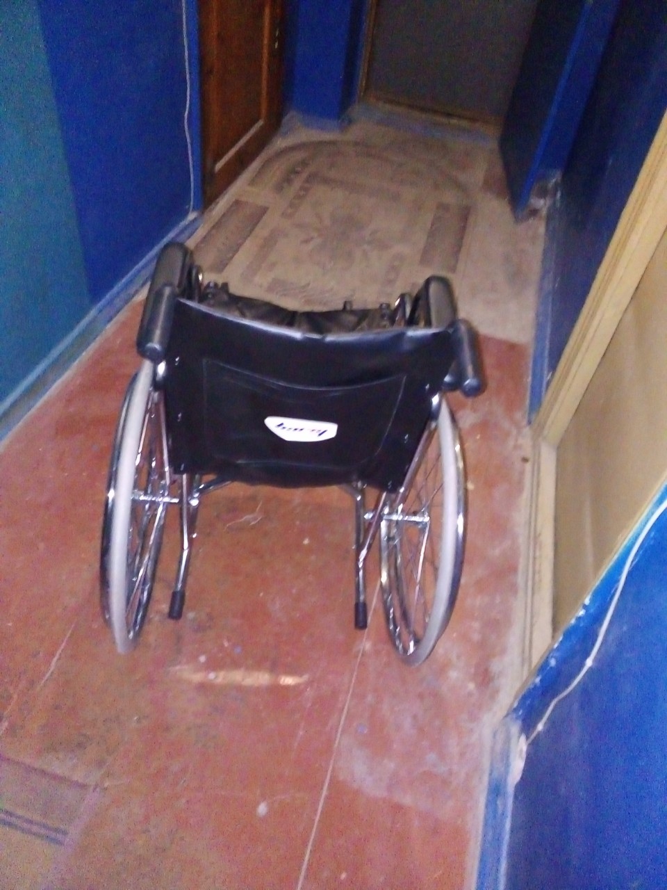Продаю коляску инвалидную новую, не (1)