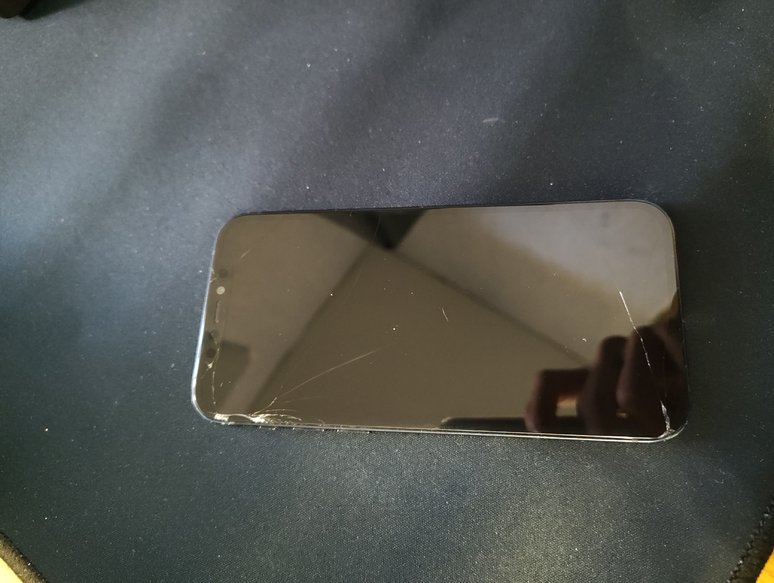 Iphone 12 Акб - 100%