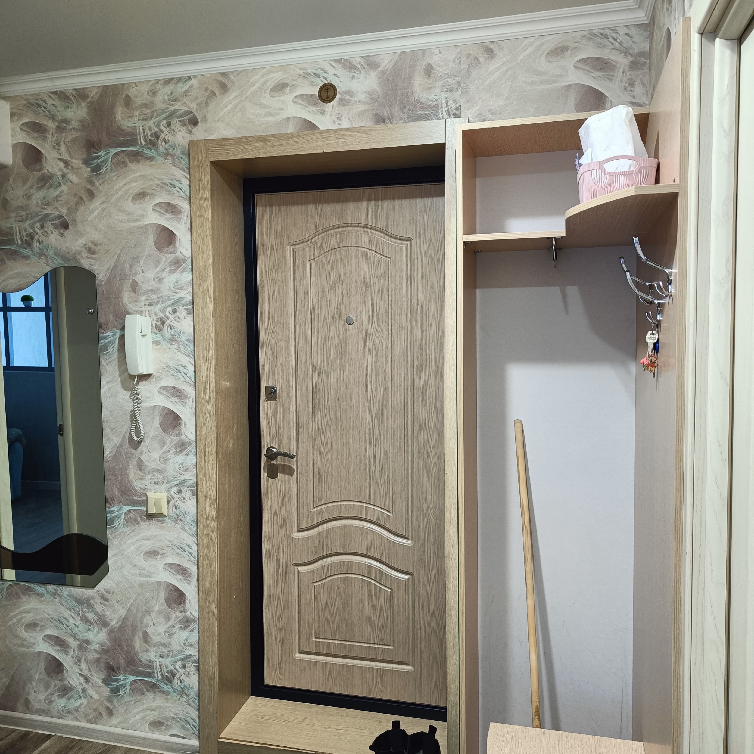 Сдам 2-к квартиру на длительный