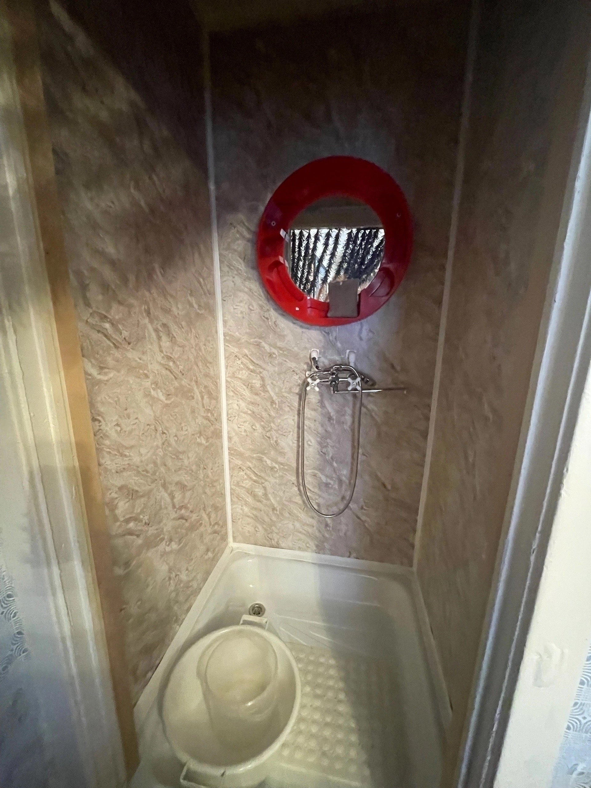 Продам 1 комнатную квартиру по (5)