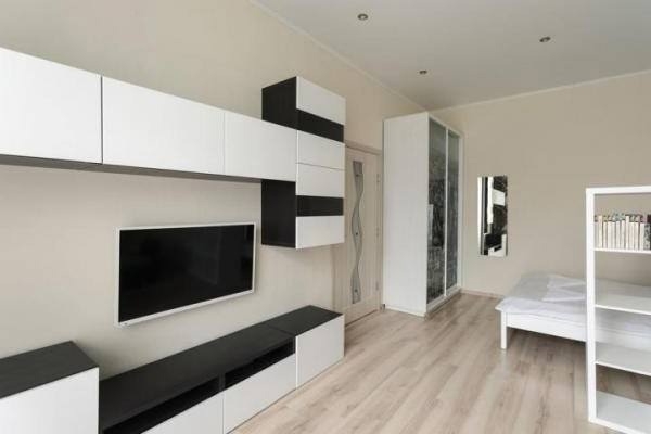 Сдается чистая и светлая однокомнатная