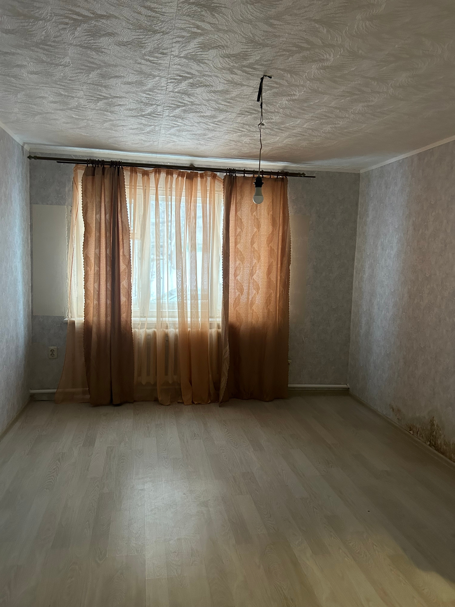 Продам 1-комнатную квартиру по адресу (5)