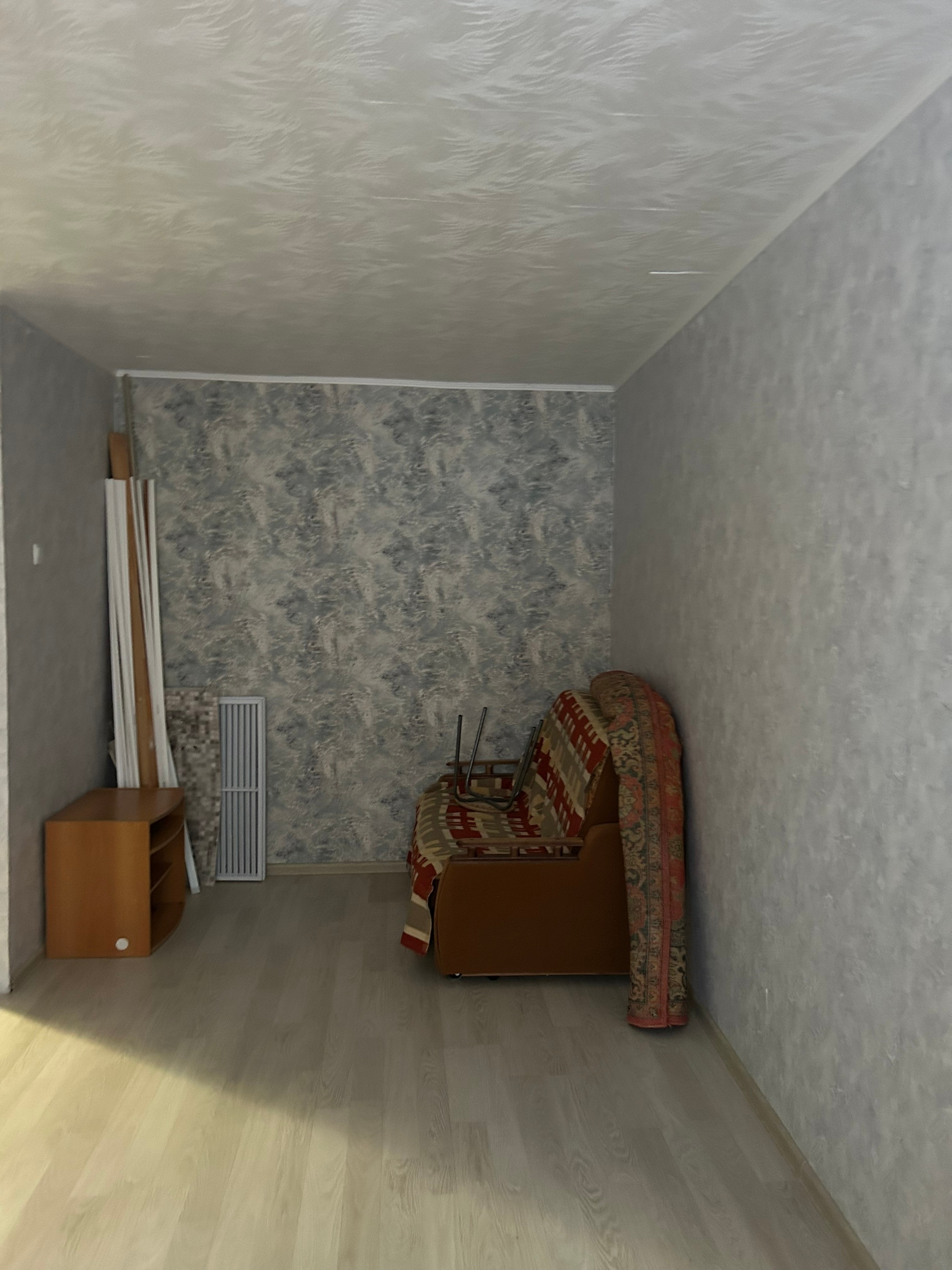 Продам 1-комнатную квартиру по адресу (7)