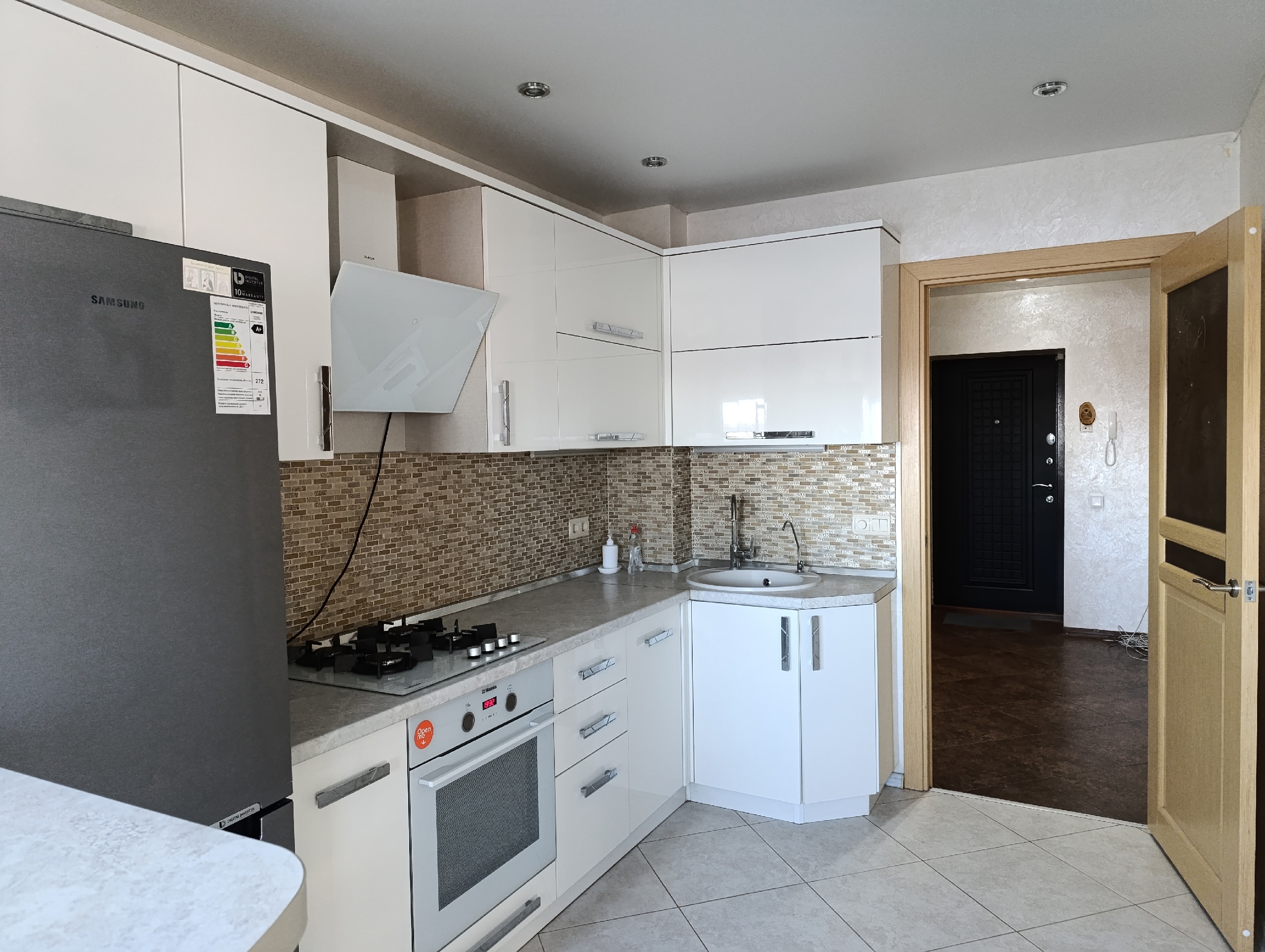 Сдам 1 комнатную крупногабаритную квартиру (4)