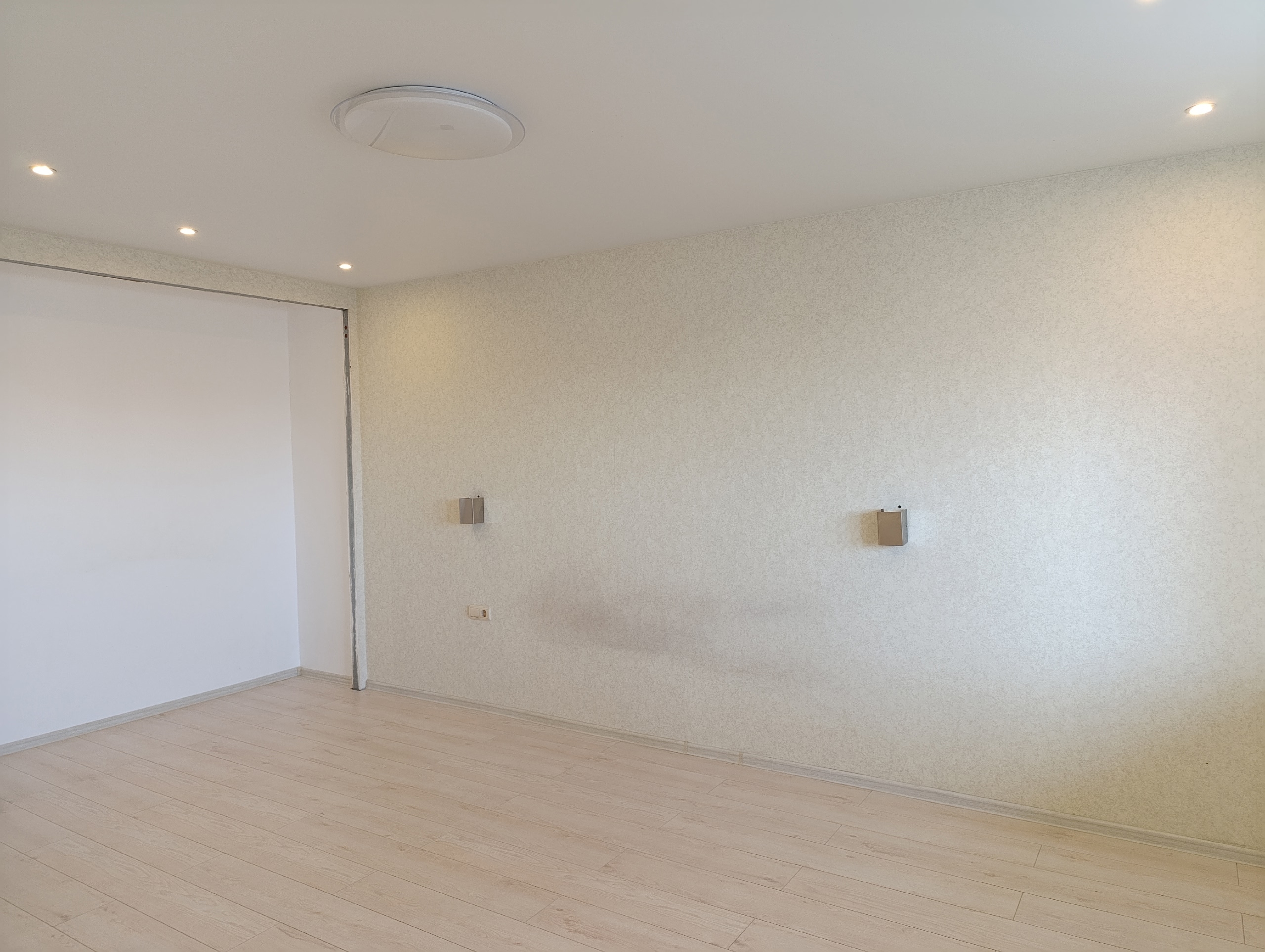 Сдам 1 комнатную крупногабаритную квартиру (7)