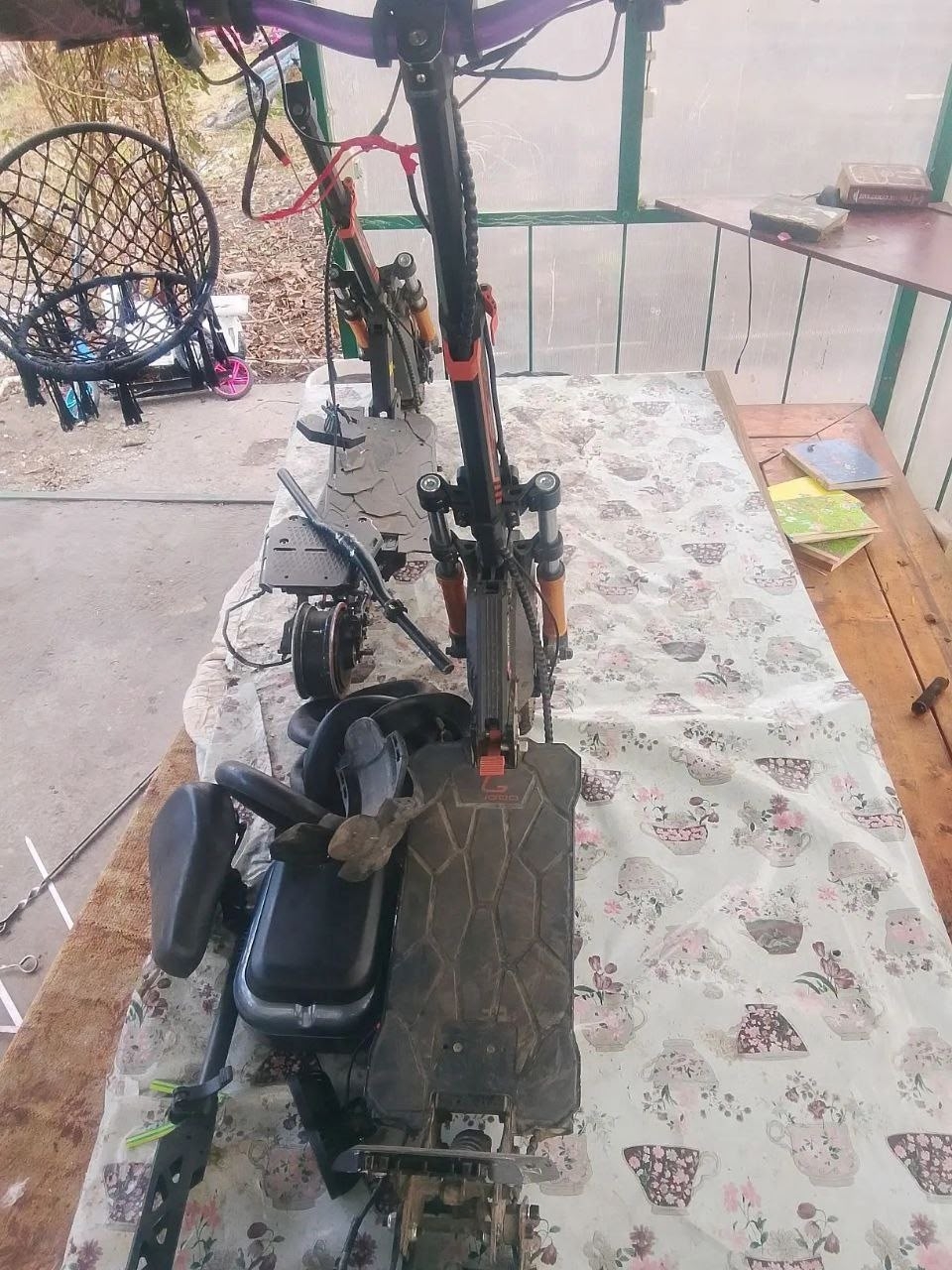 Продам самокаты сразу 2 ,один