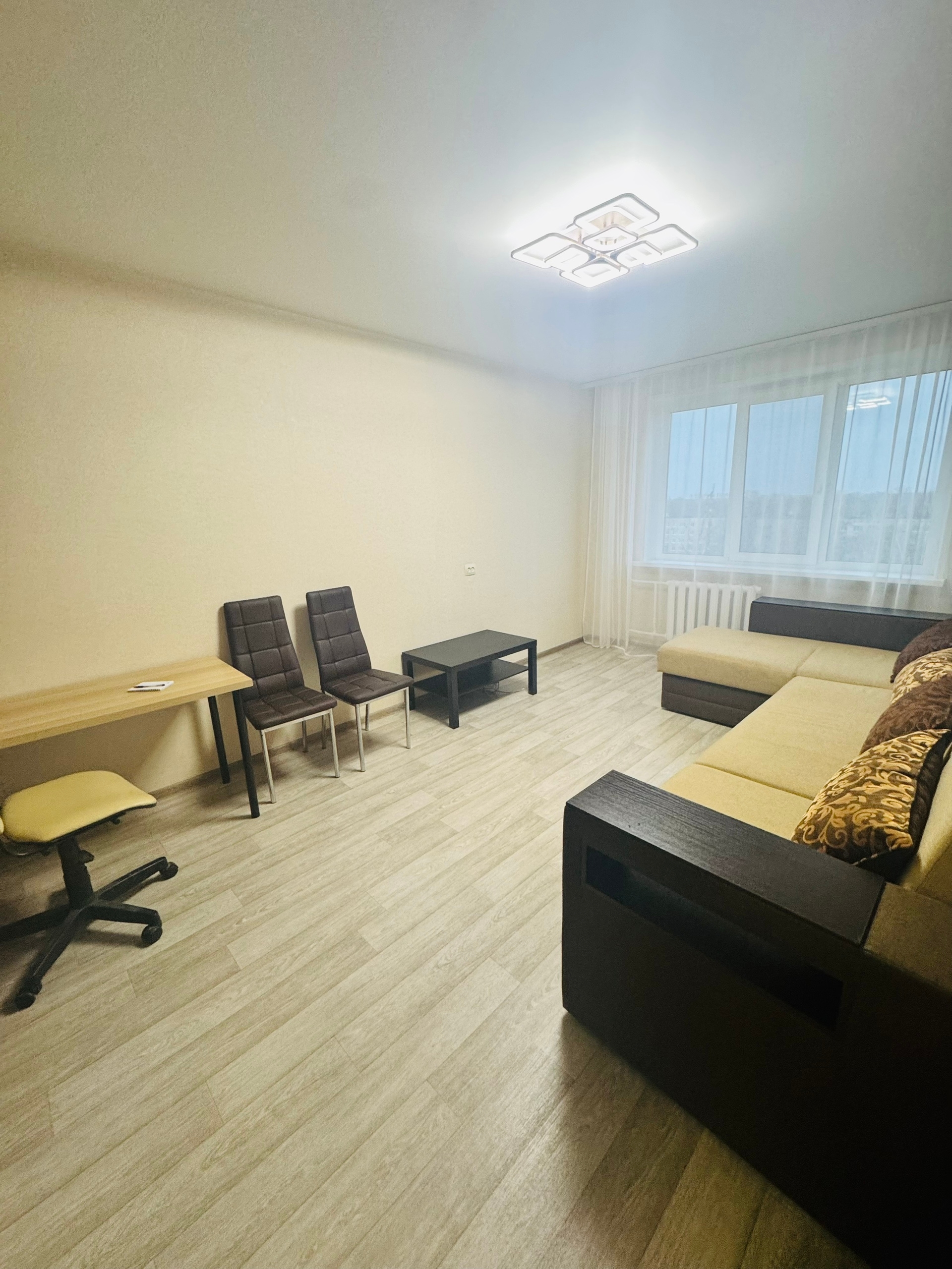 Продам 2 УП Автостроителей,44 8/9