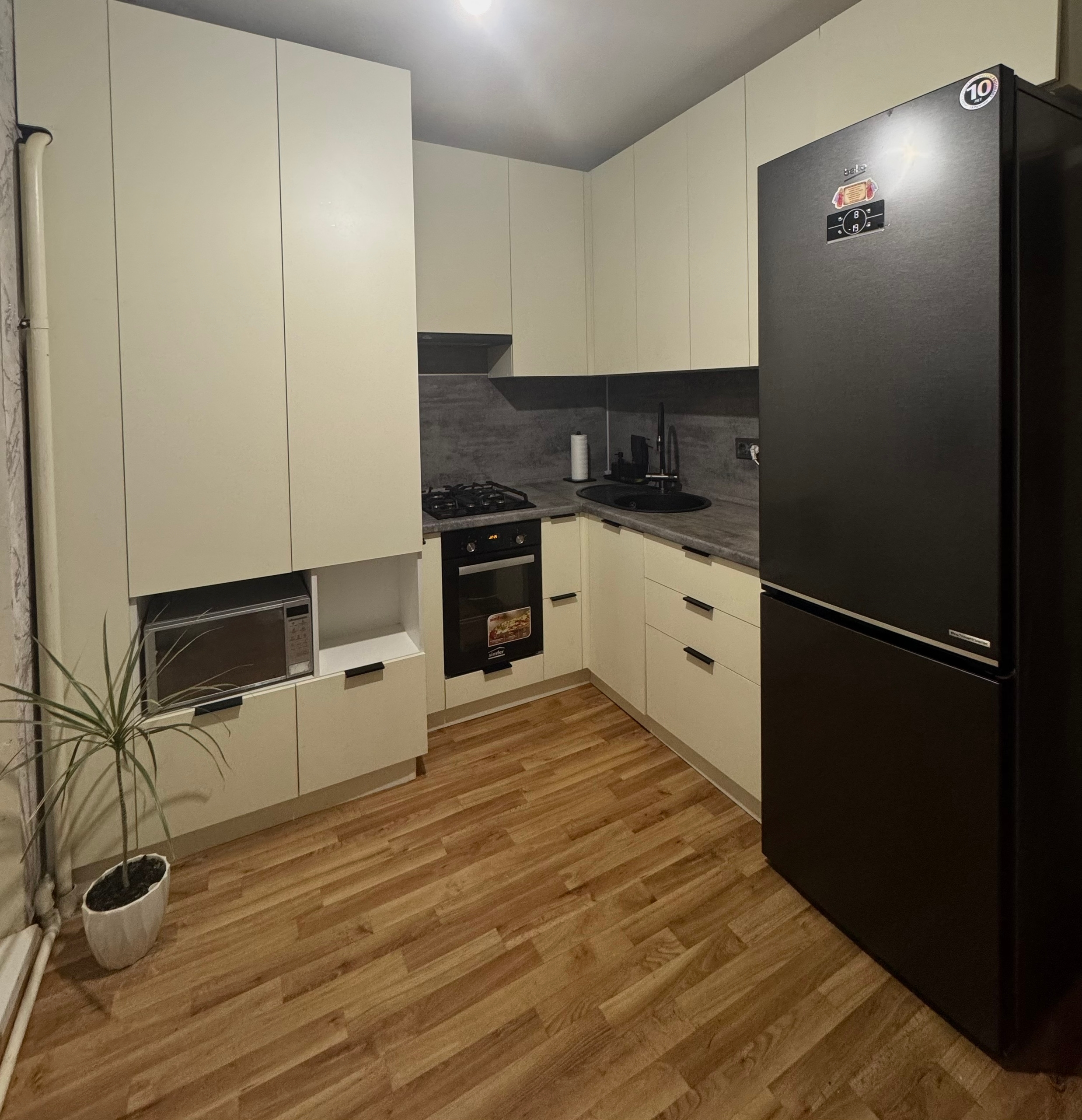 Продается отличная светлая и уютная (2)