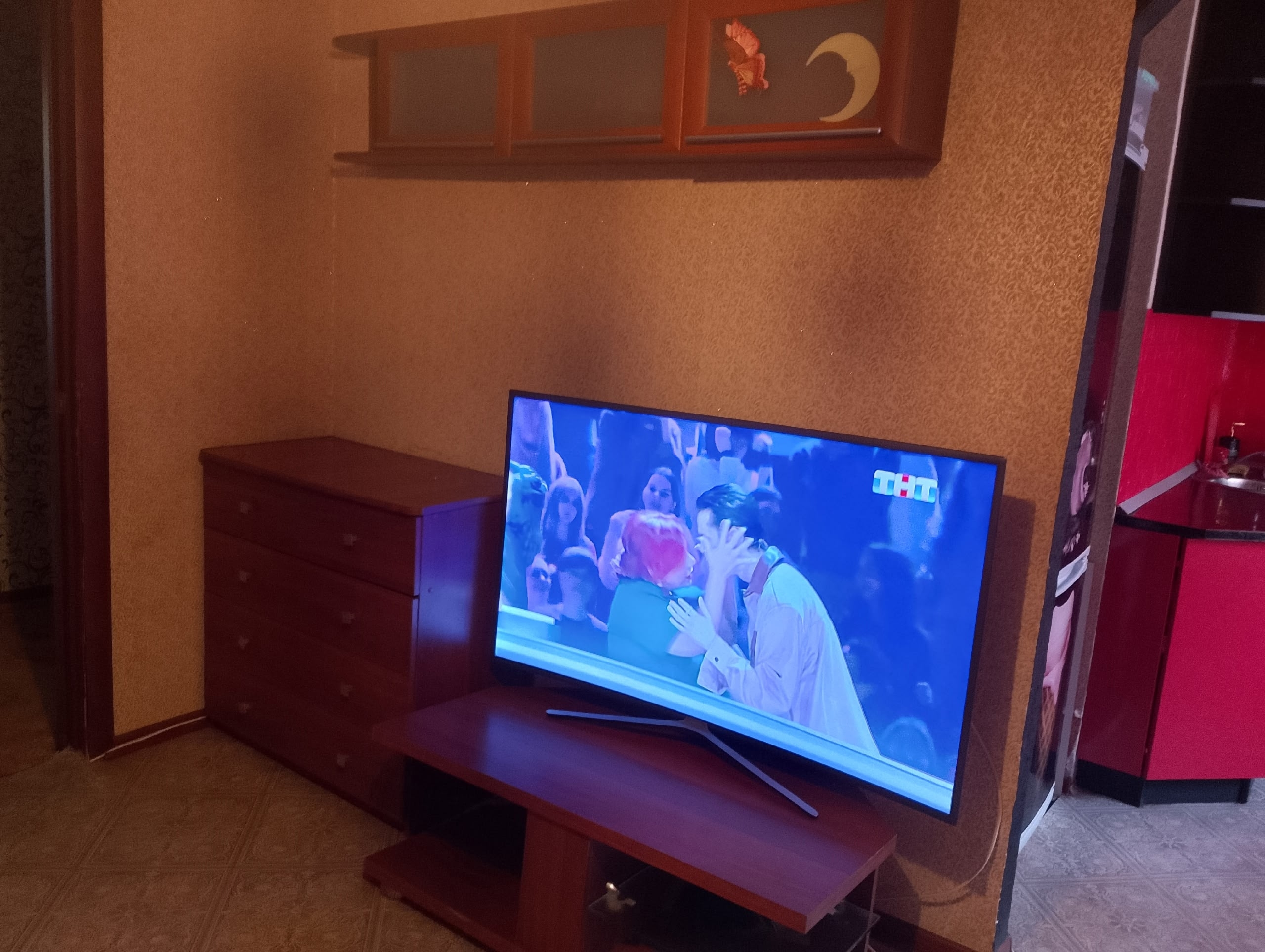 Сдам 2 ком квартиру на (9)