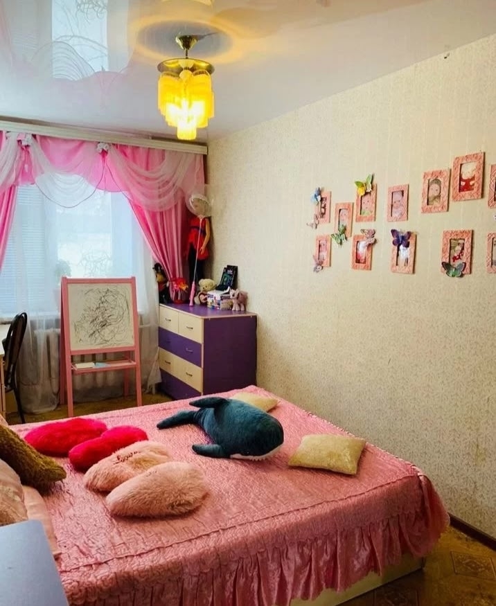 Сдам 2 ком квартиру на (6)