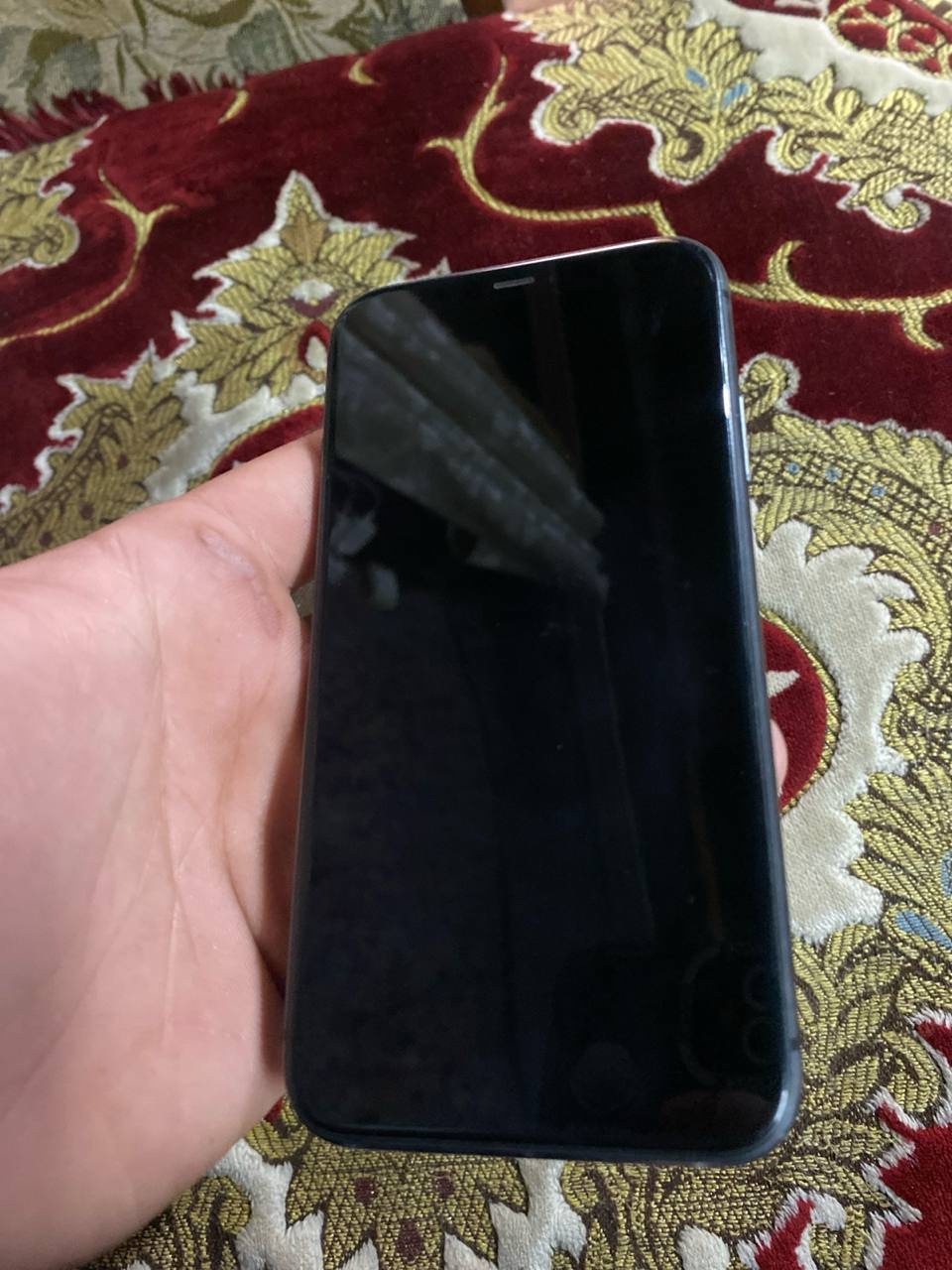 Ассалам Алейкум, срочно продам айфон (1)