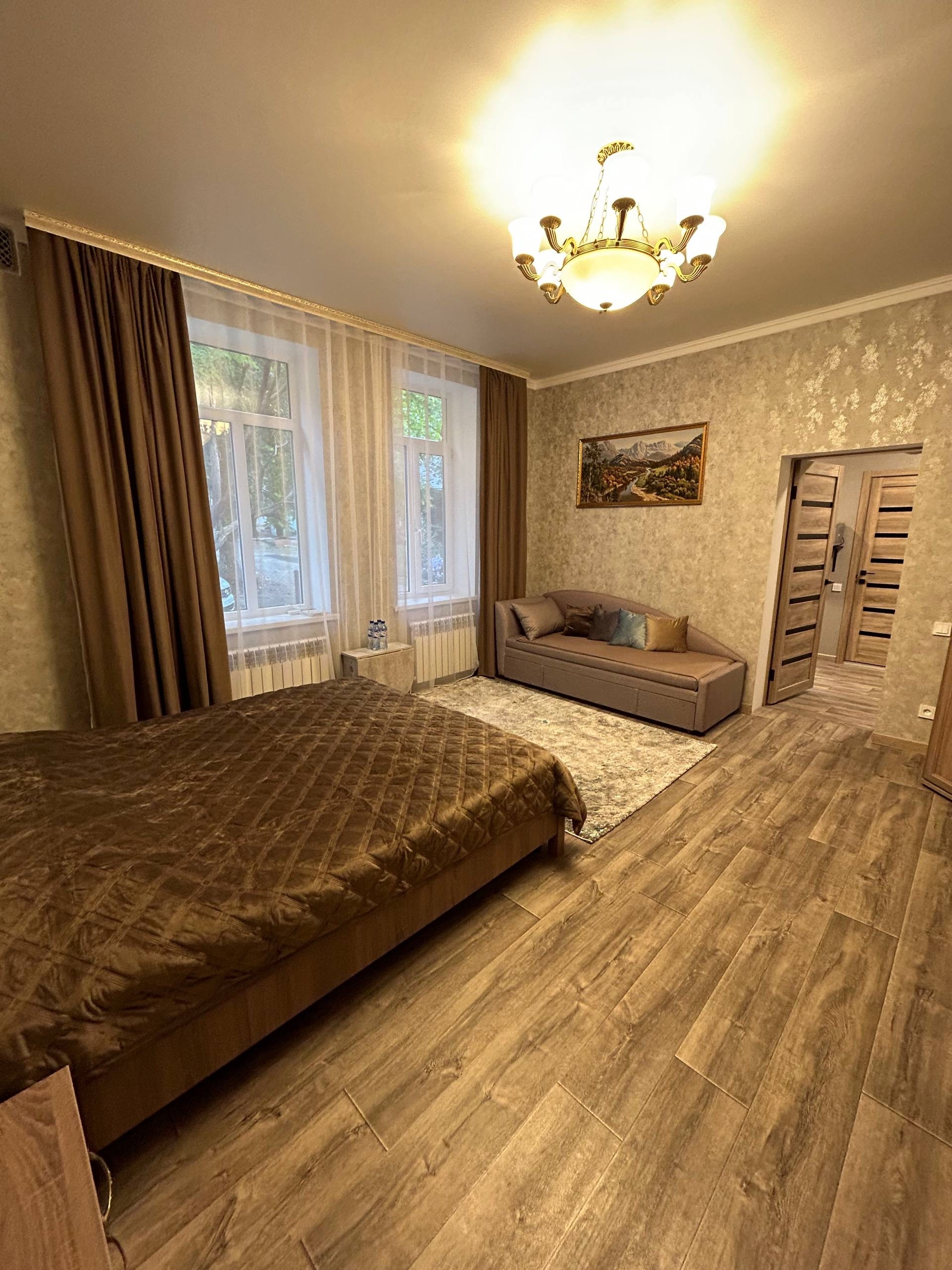 Продаётся 1-комнатная квартира в центре (7)